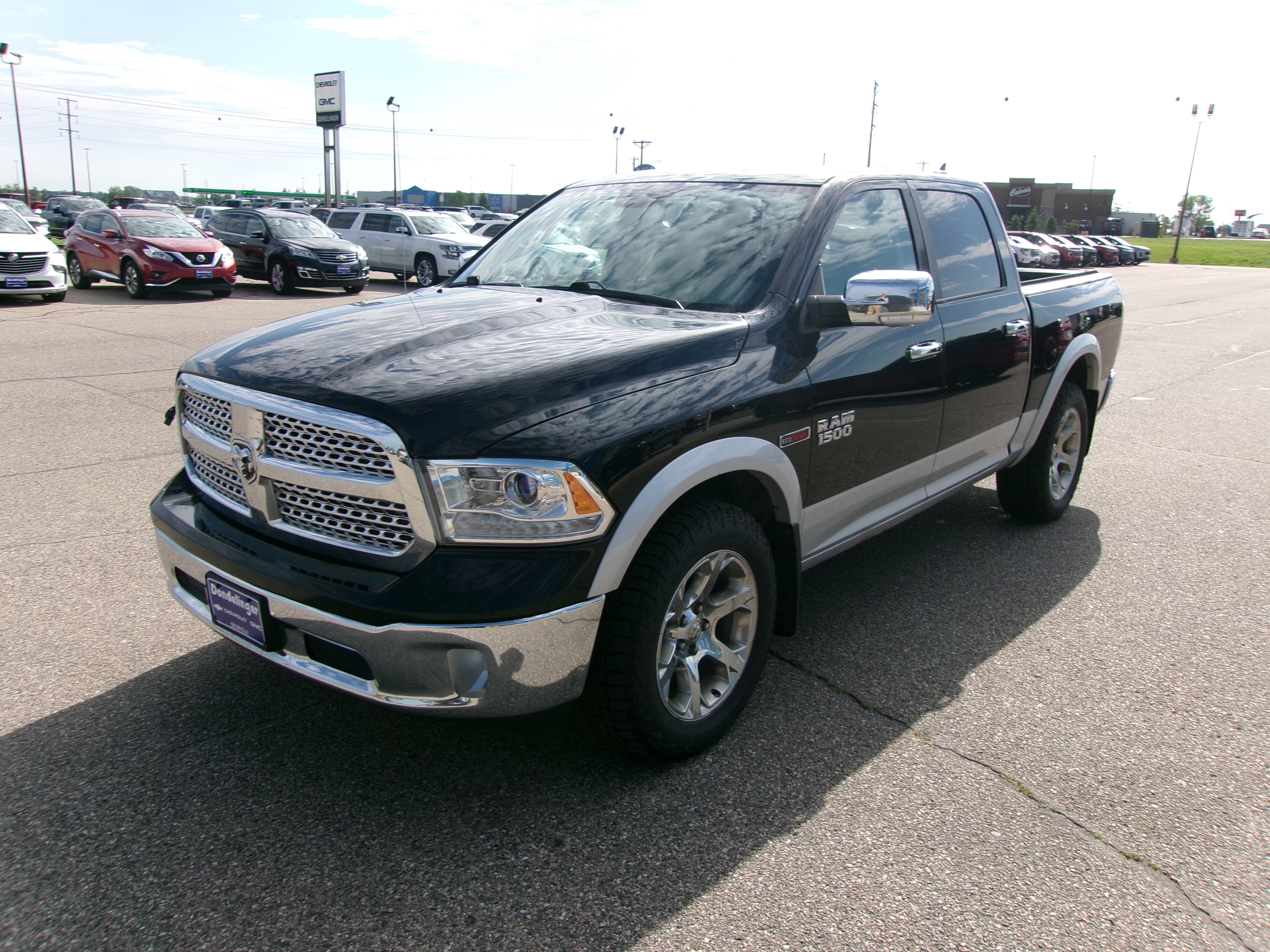 2016 RAM 1500 Laramie