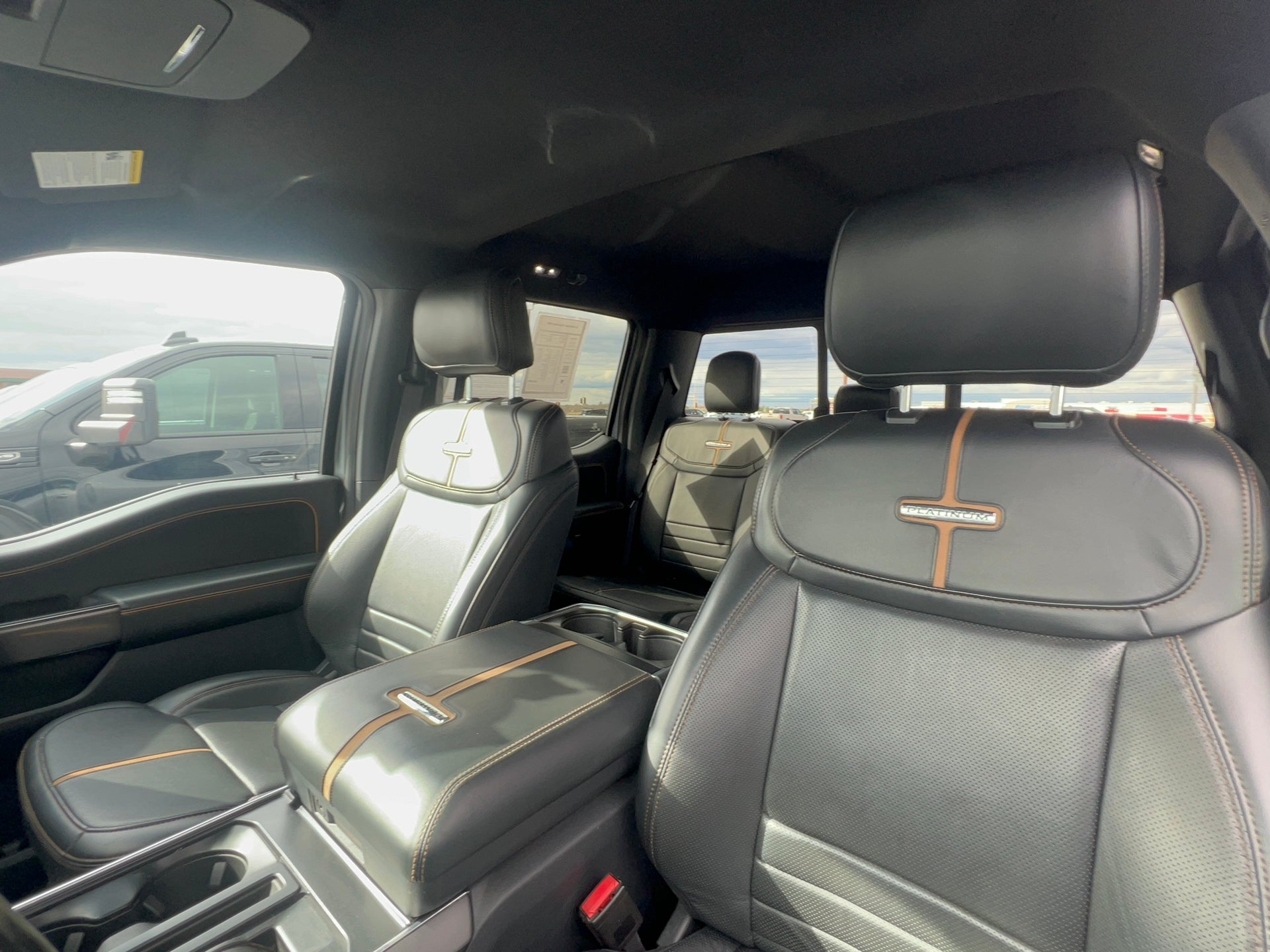 2022 Ford F-150 Platinum
