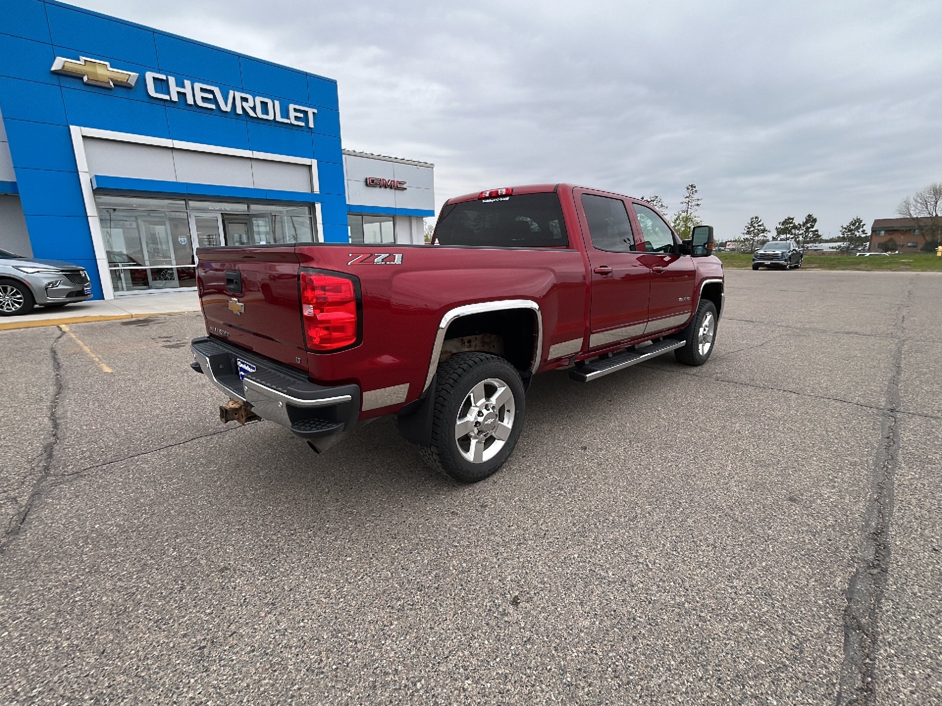 Used 2018 Chevrolet Silverado 2500HD LT with VIN 1GC1KVEG6JF125892 for sale in Bemidji, Minnesota