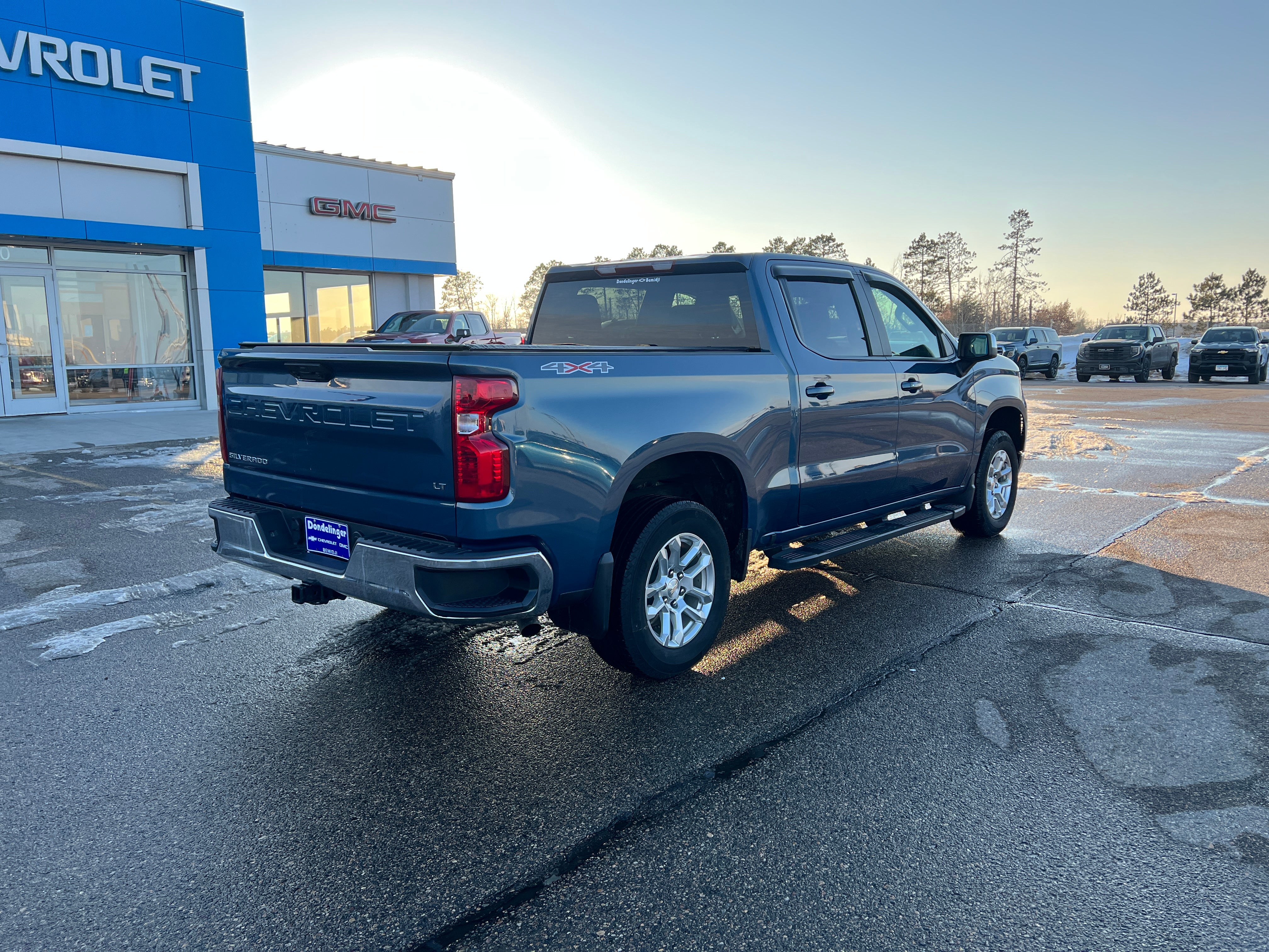 Used 2024 Chevrolet Silverado 1500 LT with VIN 1GCPDKEK6RZ183826 for sale in Bemidji, Minnesota