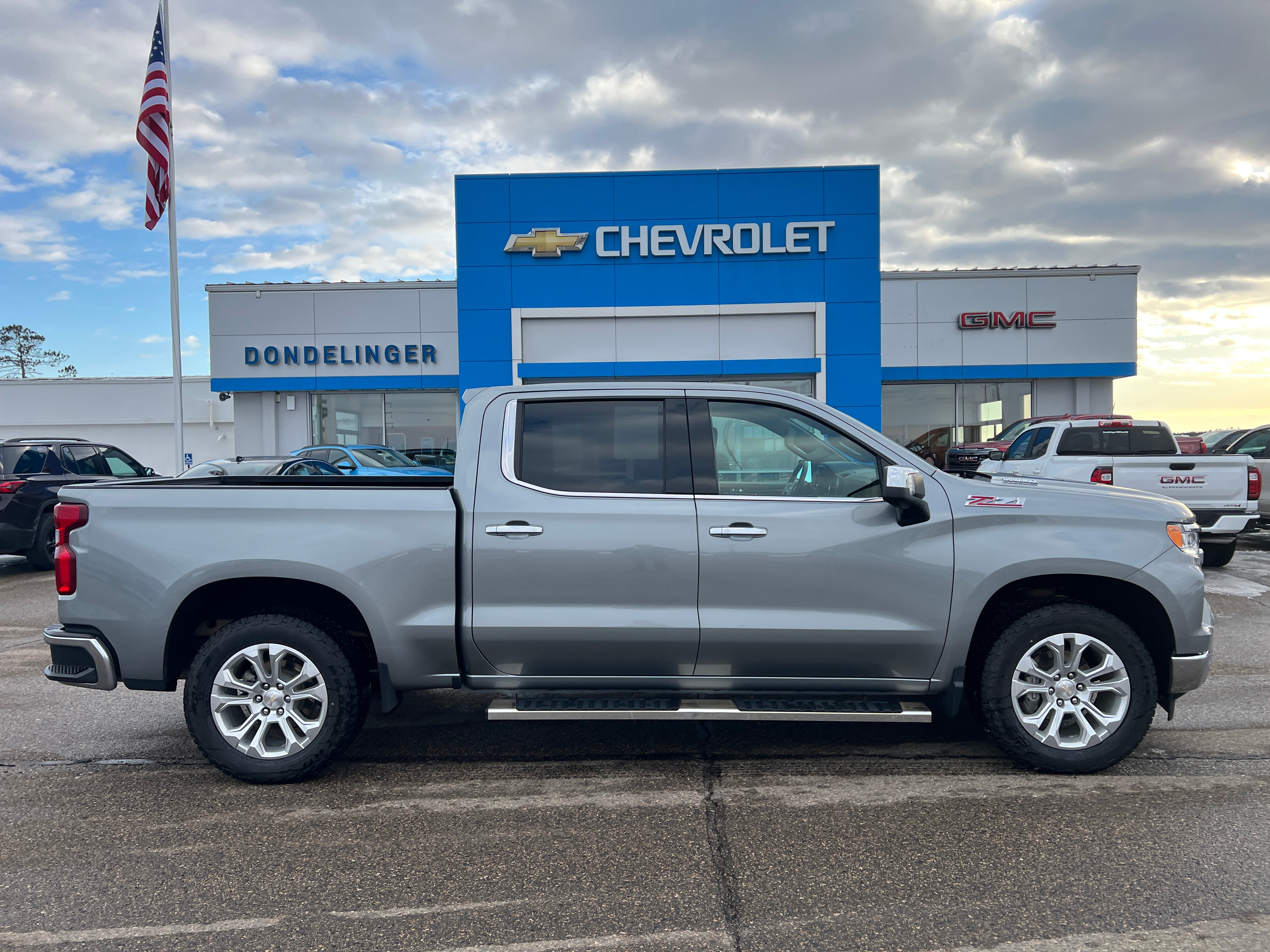 2023 Chevrolet Silverado 1500 LTZ