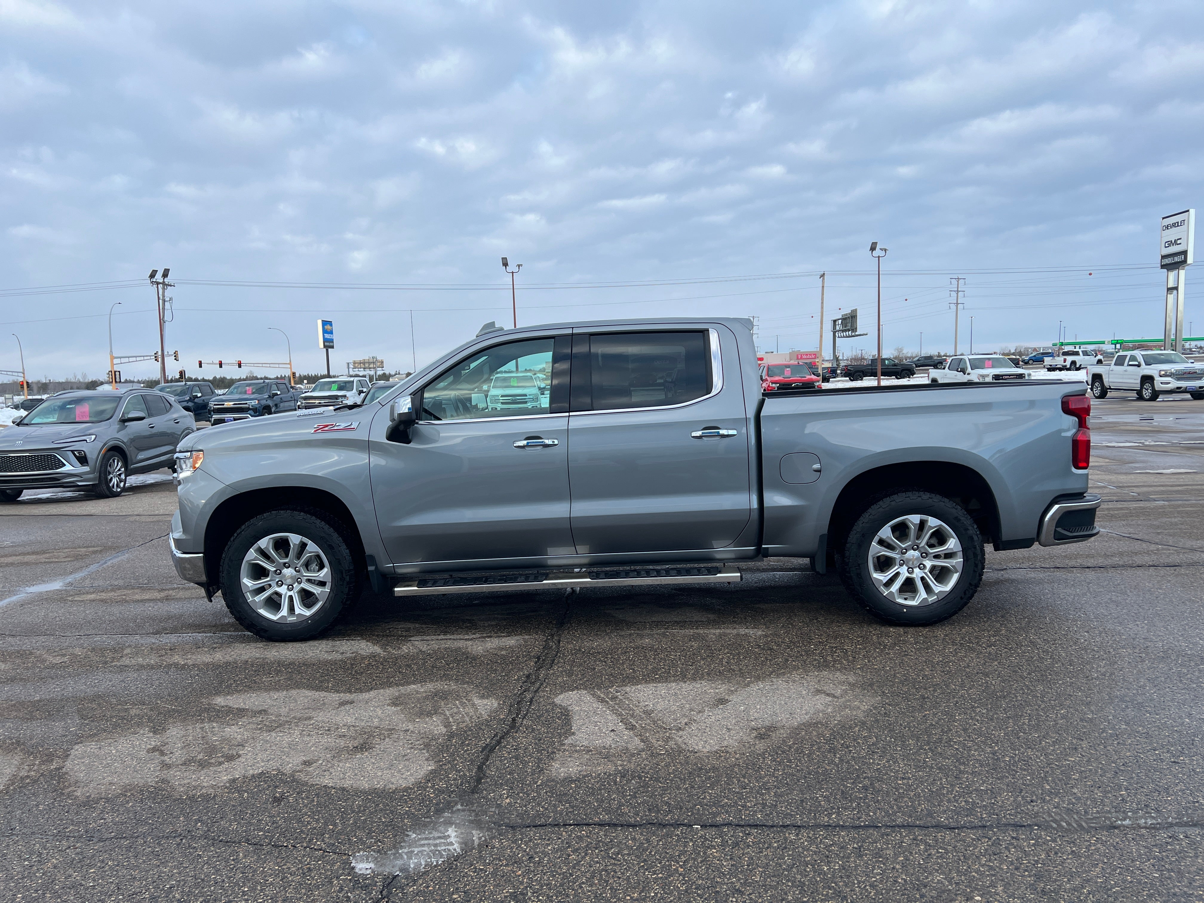 2023 Chevrolet Silverado 1500 LTZ