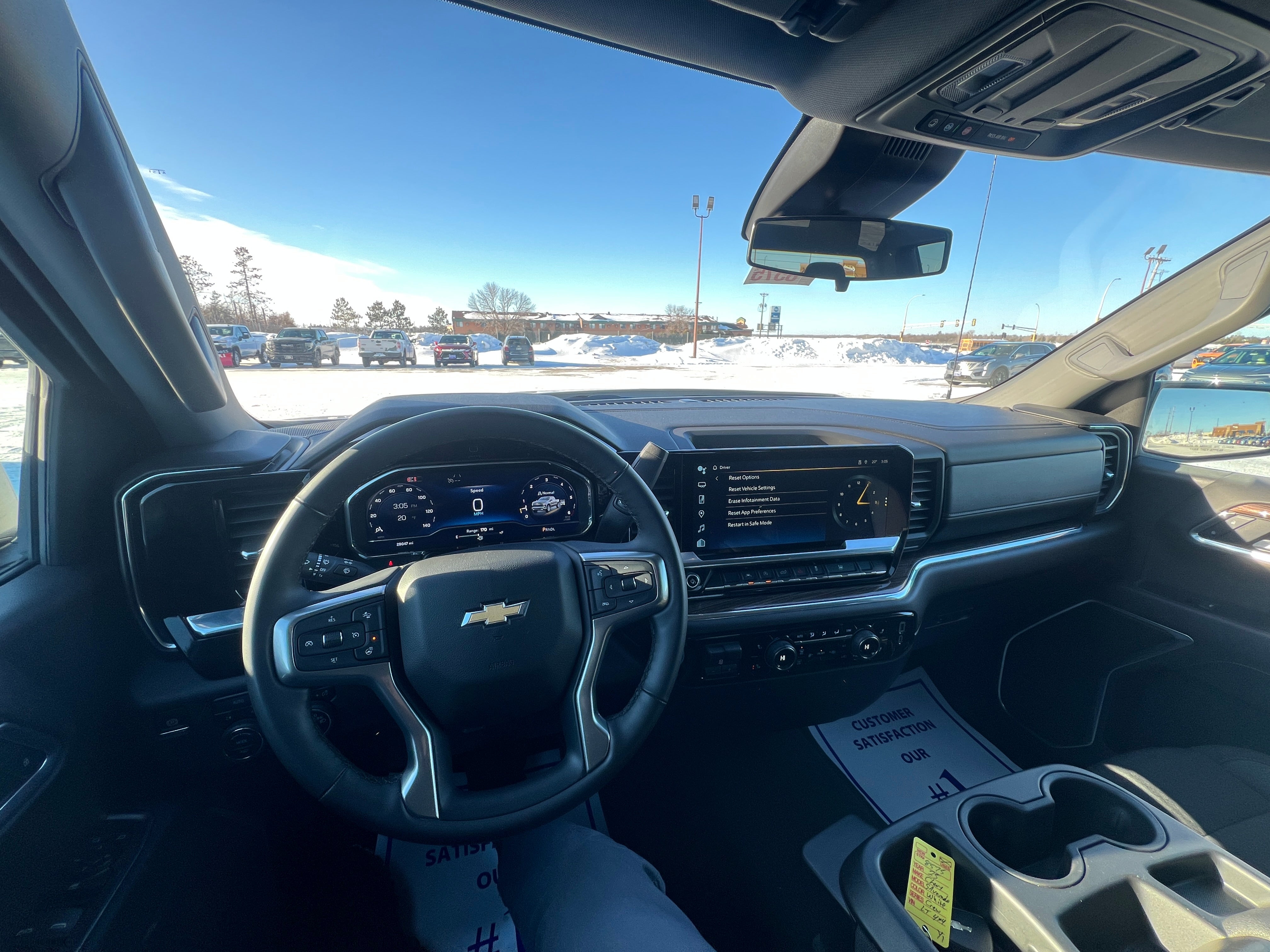 2025 Chevrolet Silverado 1500 LT