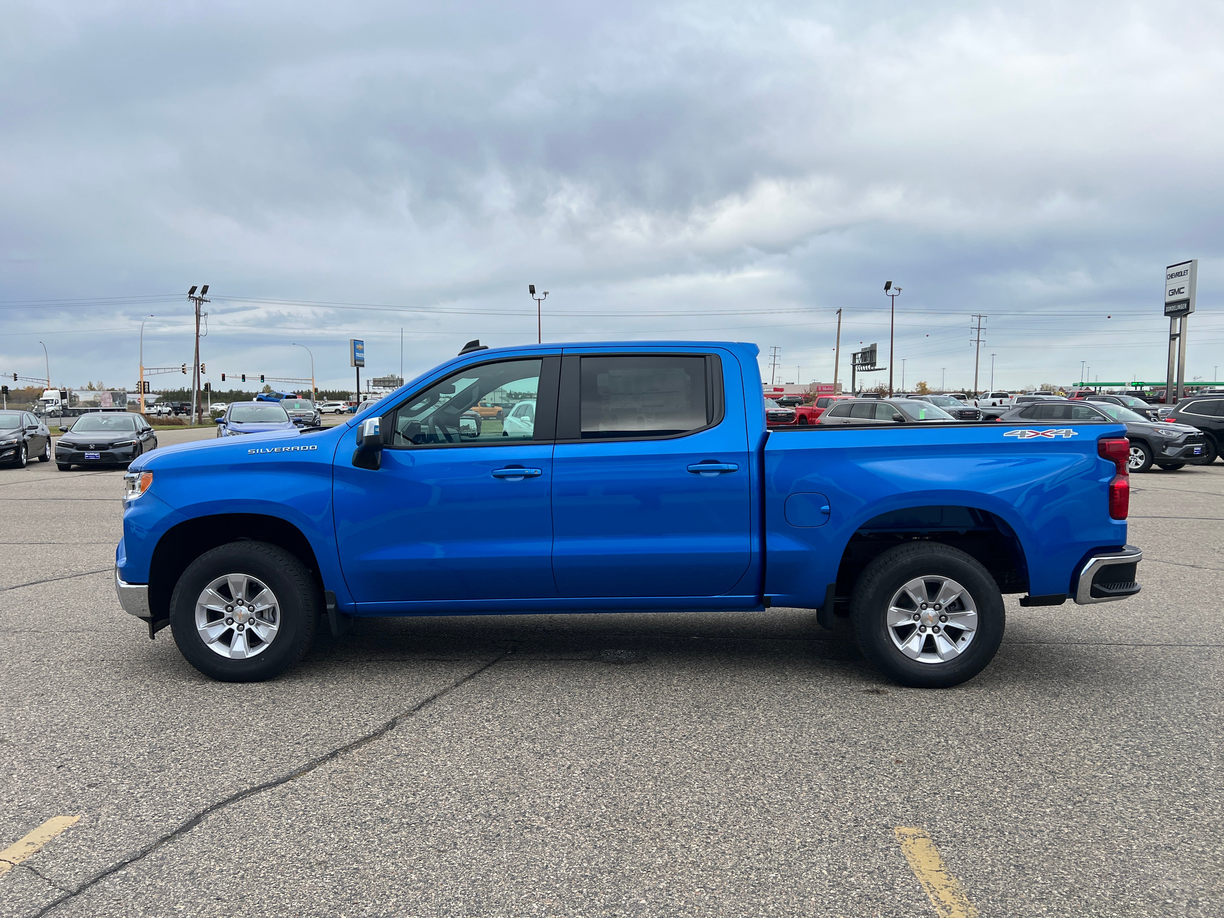 2026 Chevrolet Silverado 1500 LT