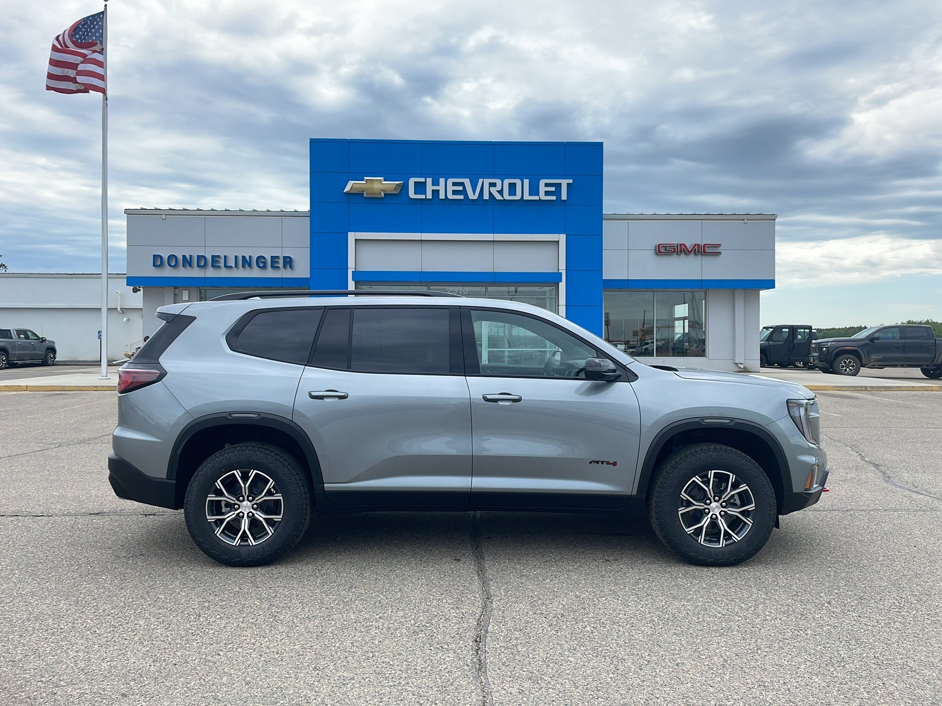 2026 GMC Acadia AT4