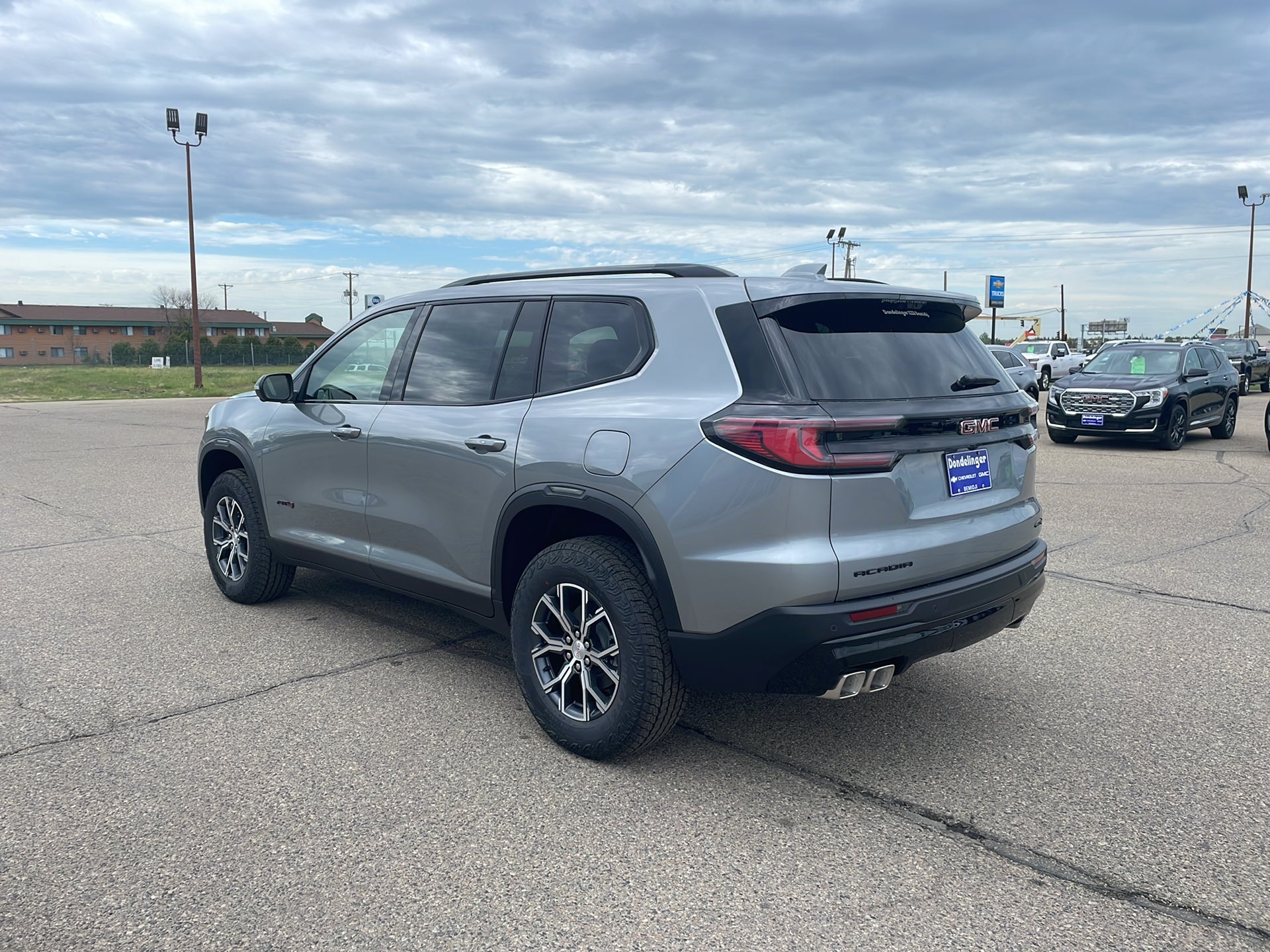 2026 GMC Acadia AT4