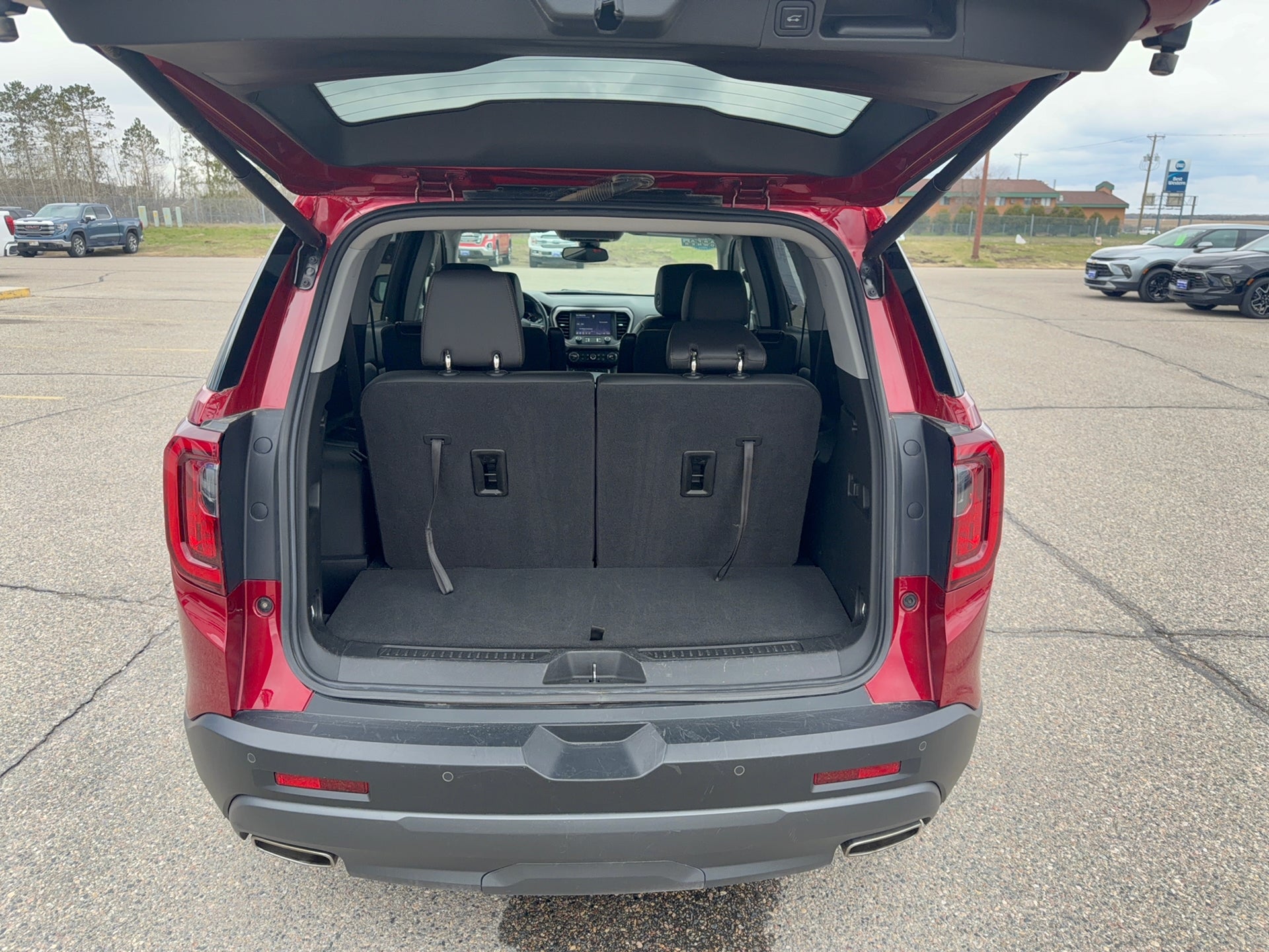 2022 GMC Acadia AT4