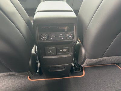 2022 GMC Acadia AT4