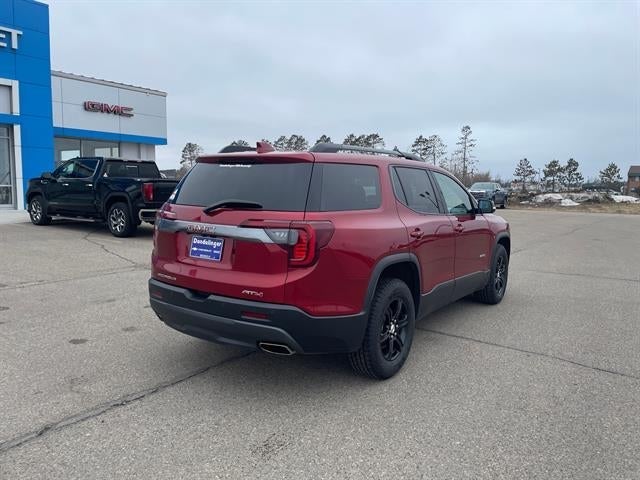 2022 GMC Acadia AT4
