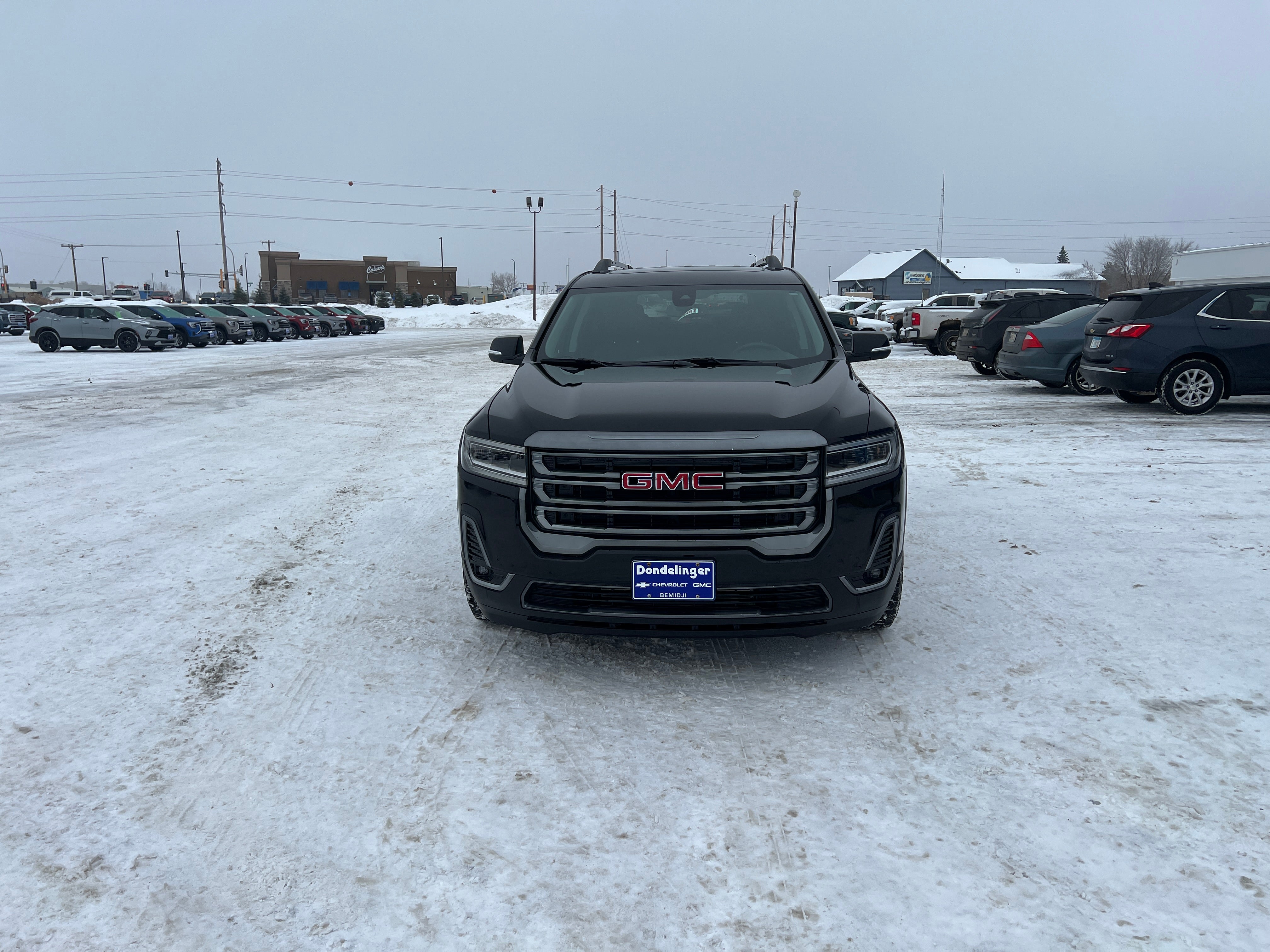2023 GMC Acadia AT4