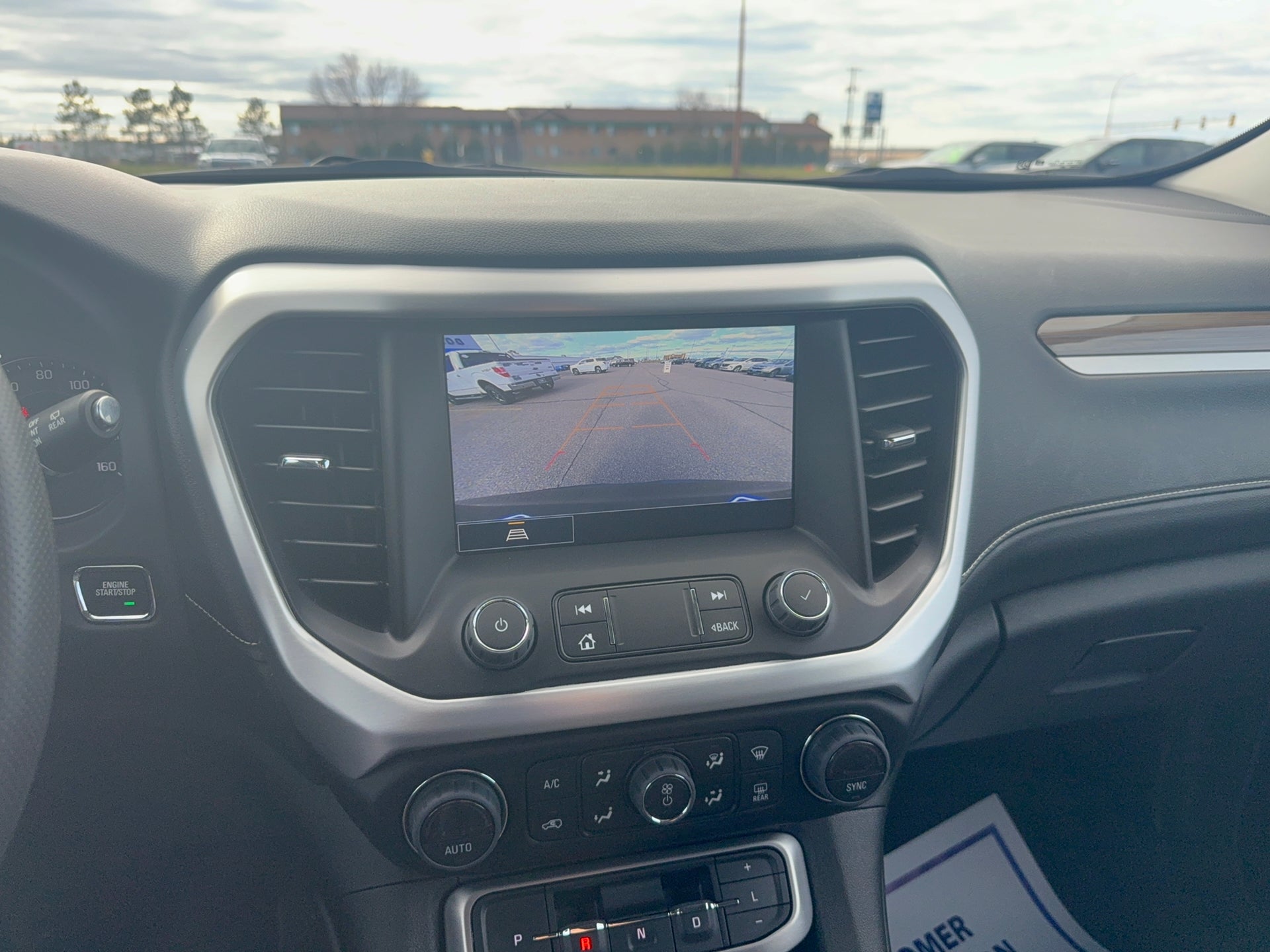 2023 GMC Acadia SLE