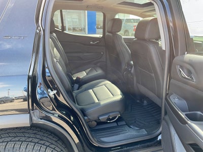 2022 GMC Acadia SLT