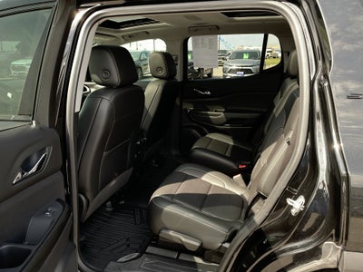 2022 GMC Acadia SLT
