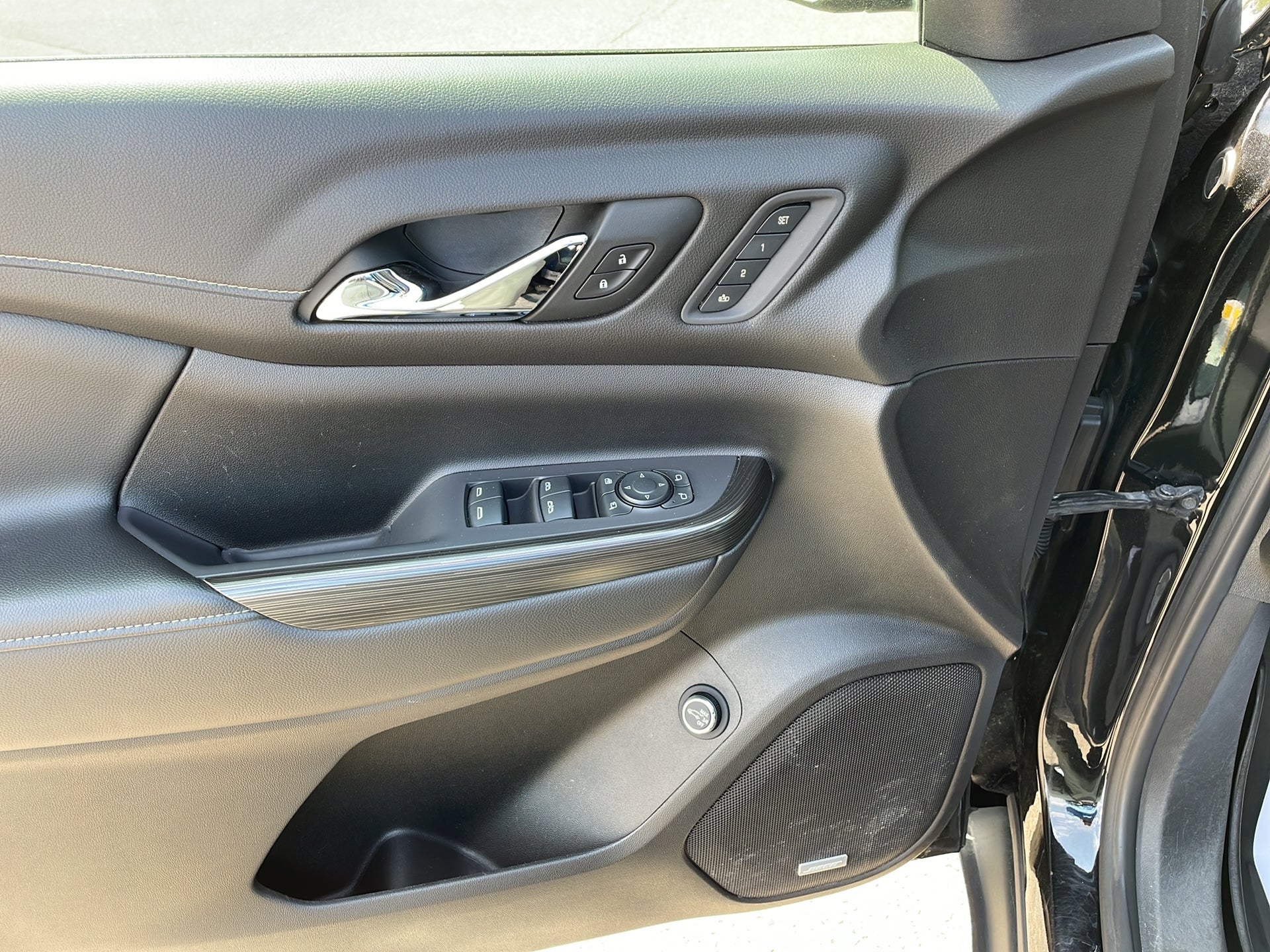 2022 GMC Acadia SLT