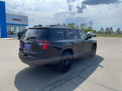 2022 GMC Acadia SLT