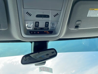 2022 GMC Acadia SLT