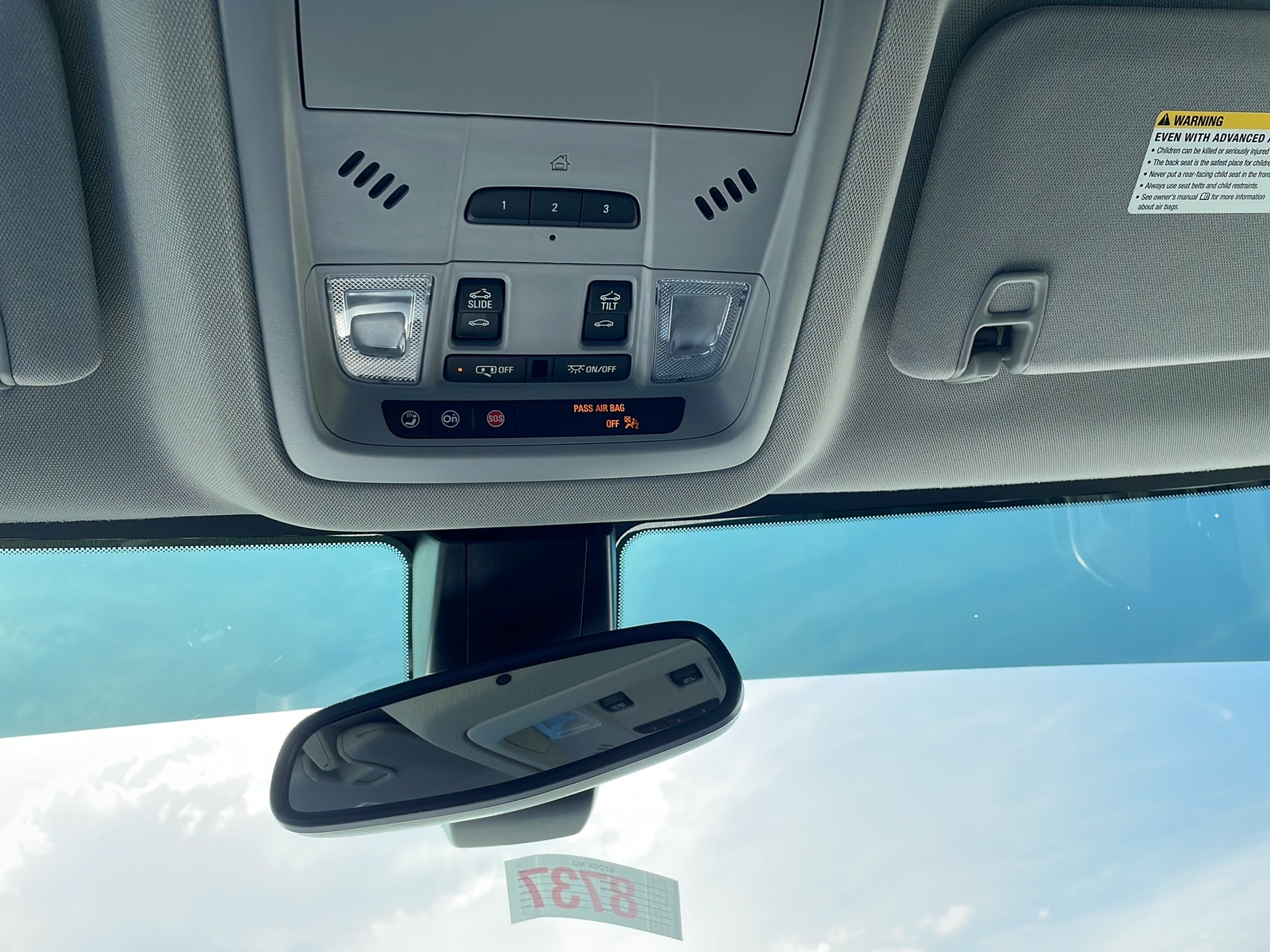 2022 GMC Acadia SLT
