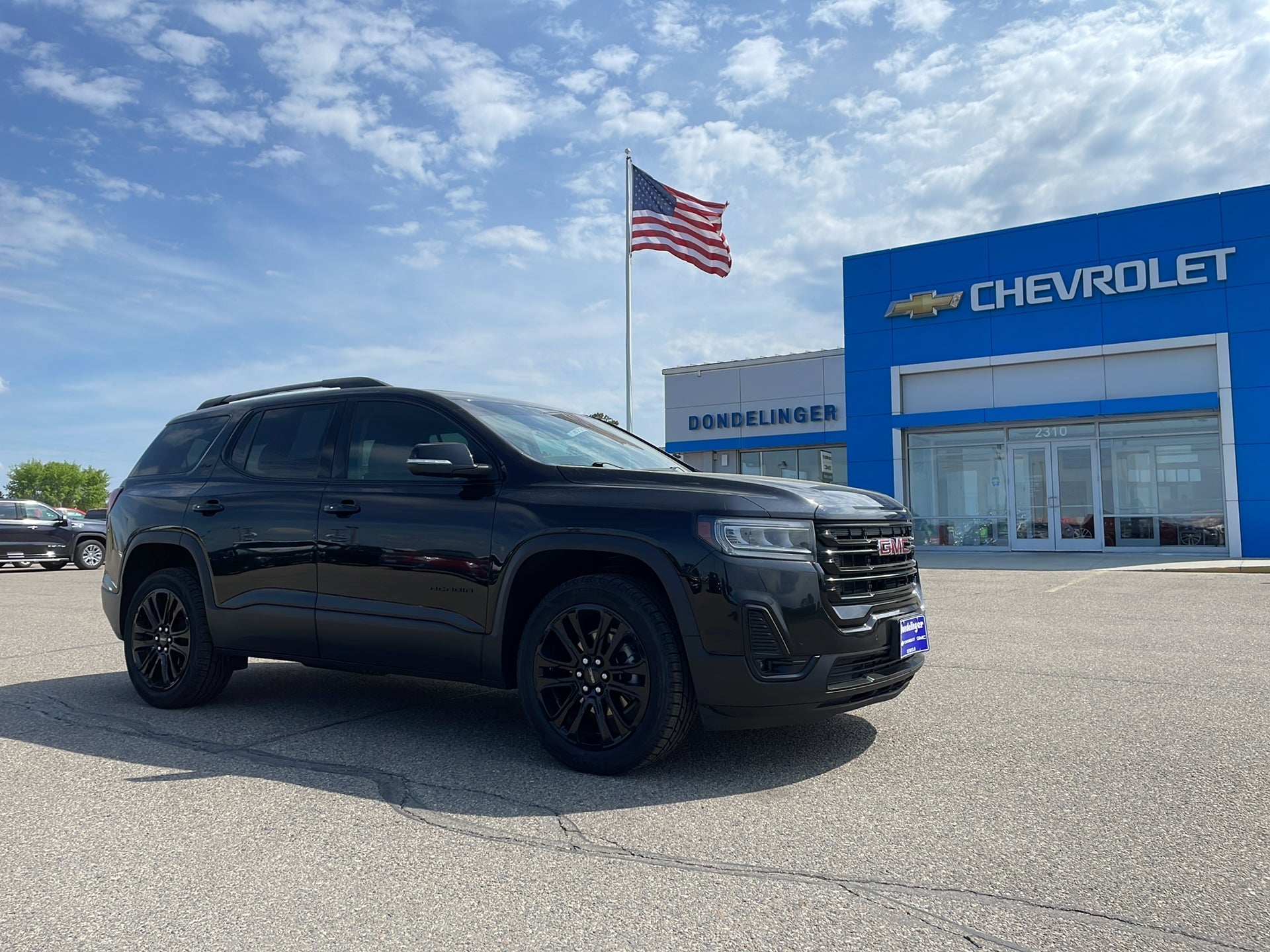 2022 GMC Acadia SLT