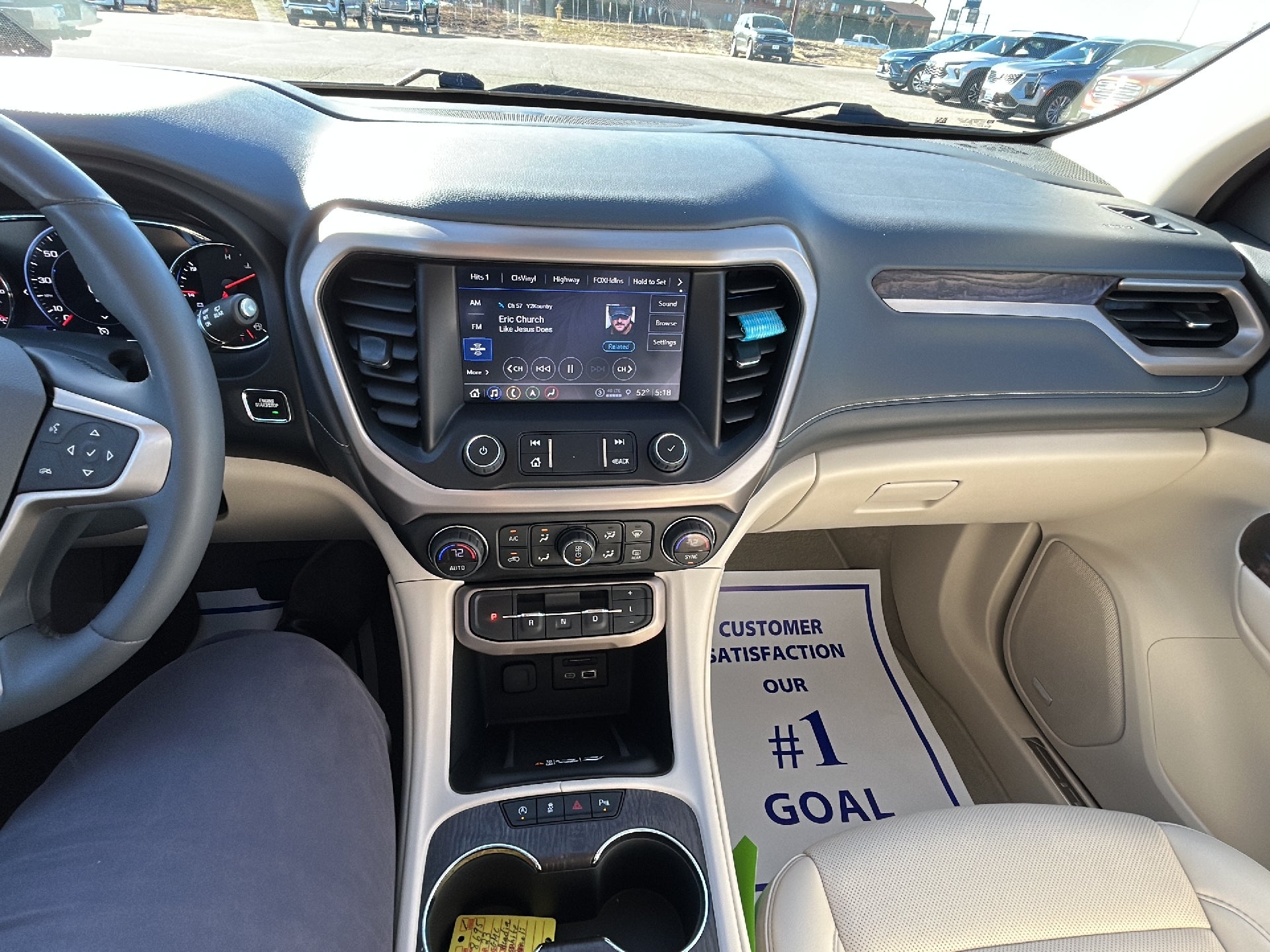 2023 GMC Acadia Denali