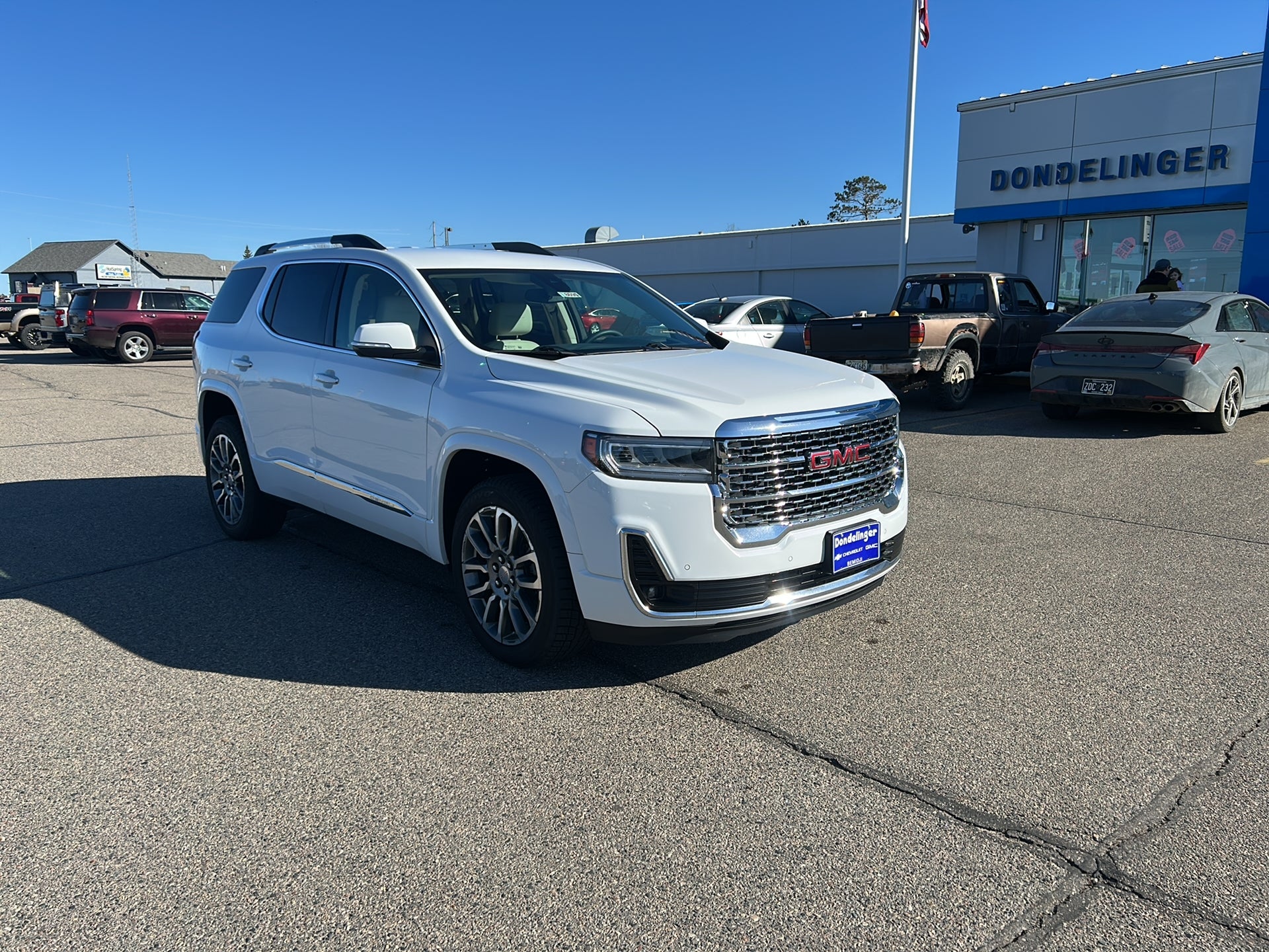 2023 GMC Acadia Denali