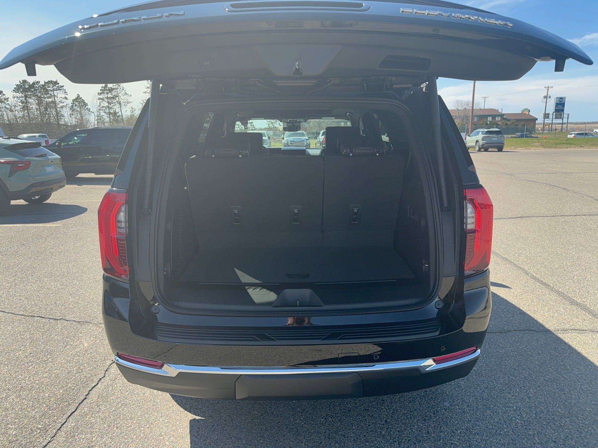 2026 GMC Yukon Elevation