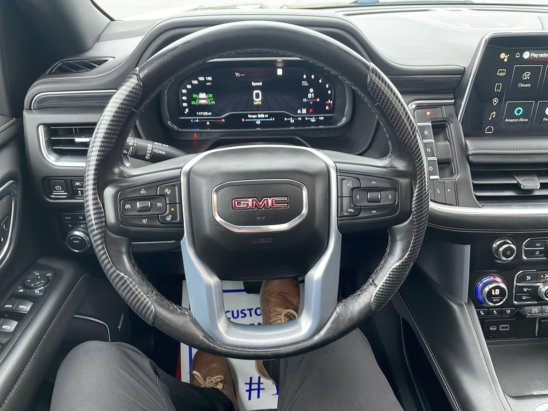 2022 GMC Yukon XL SLT