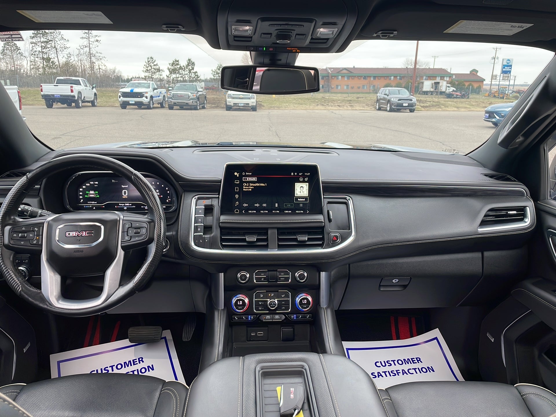 2022 GMC Yukon XL SLT