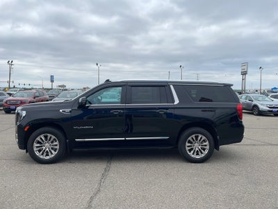 2022 GMC Yukon XL SLT