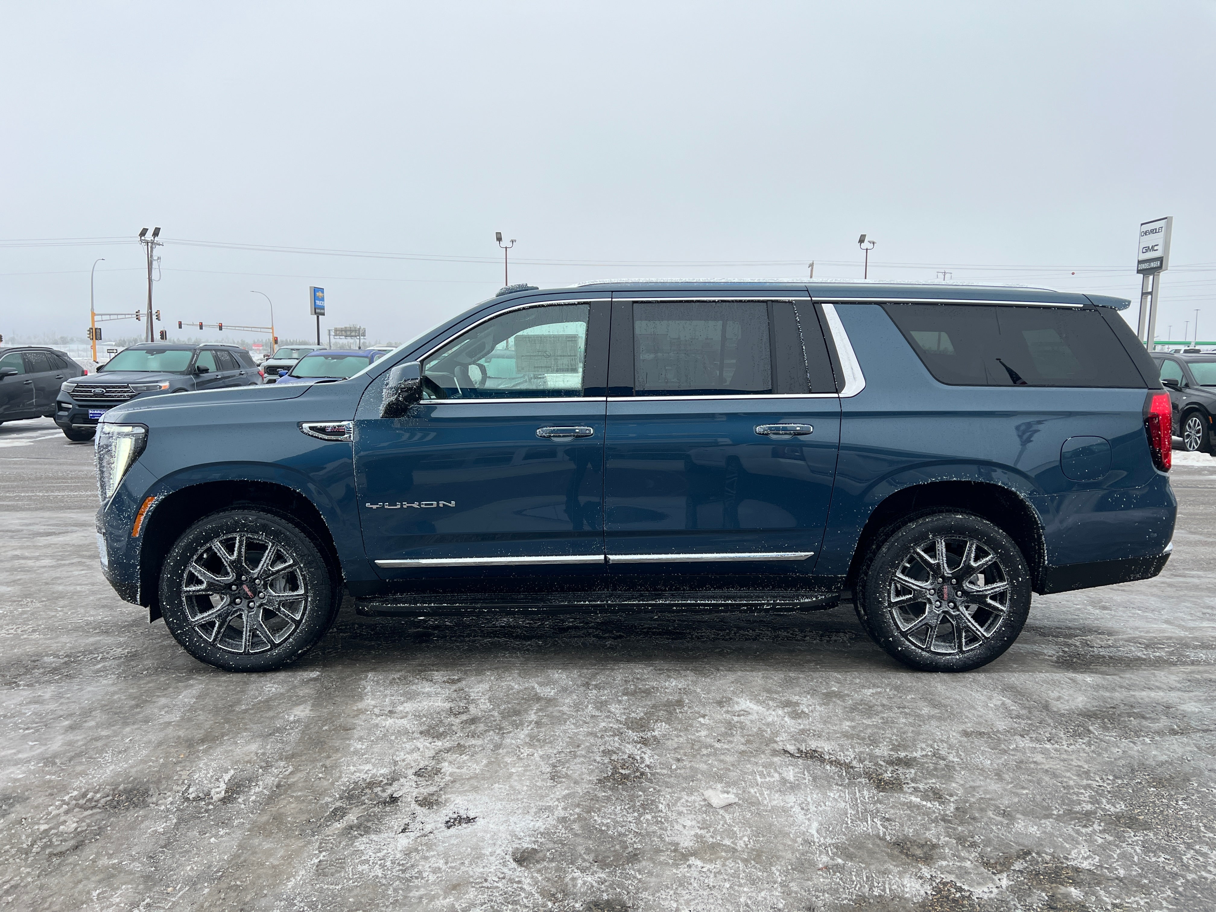 2026 GMC Yukon XL Elevation