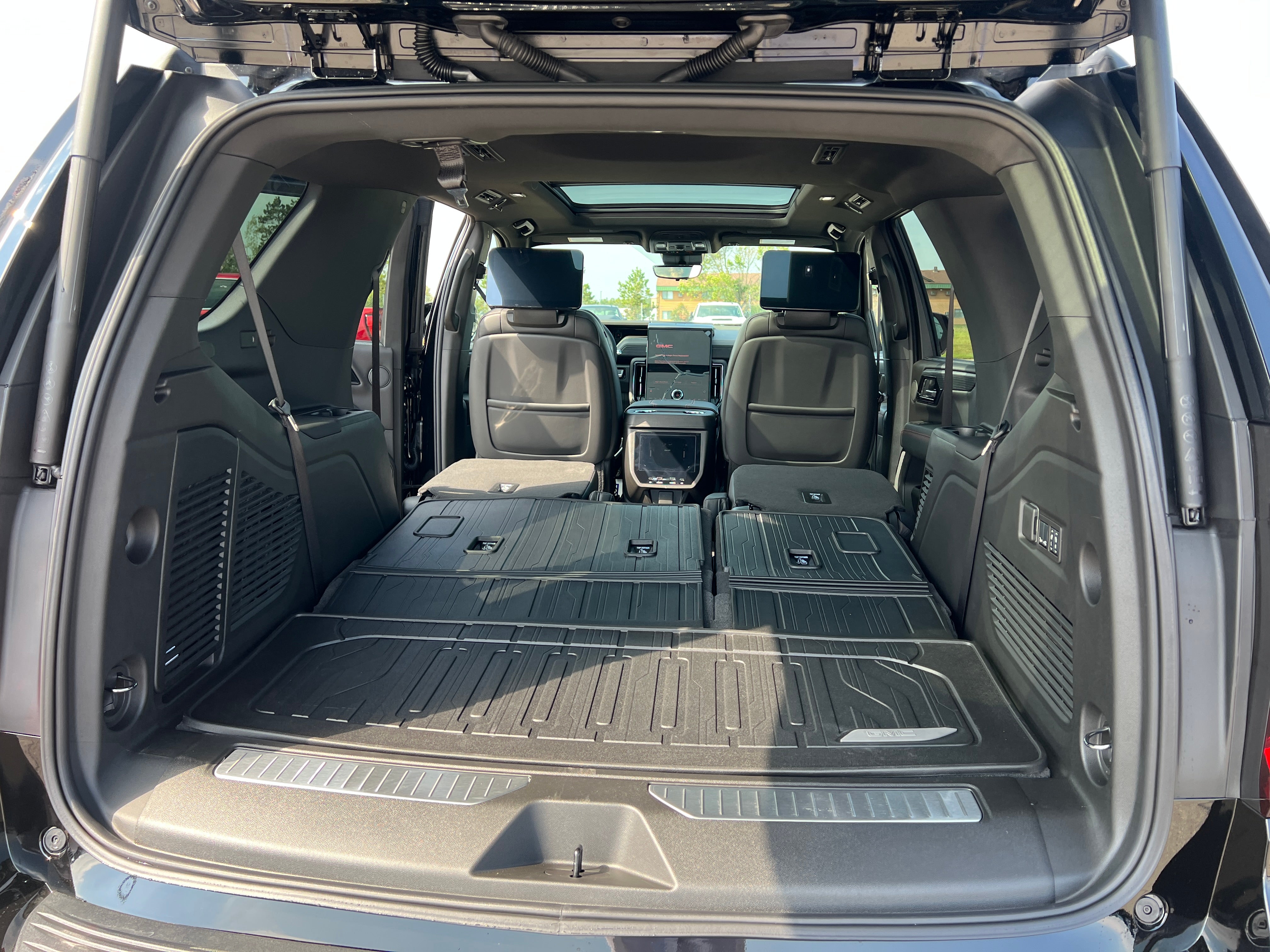 2025 GMC Yukon AT4 Ultimate