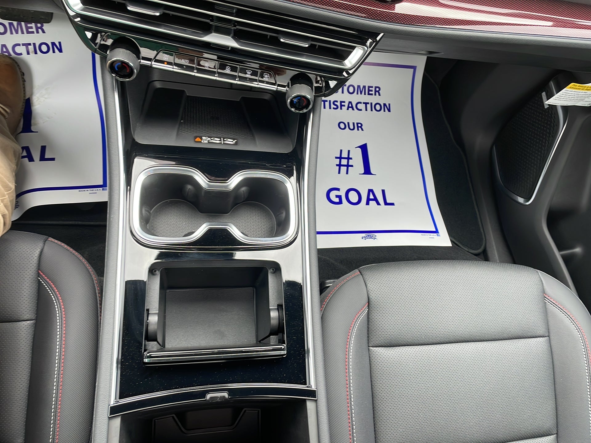 2026 Chevrolet Traverse Z71 - Photo 24
