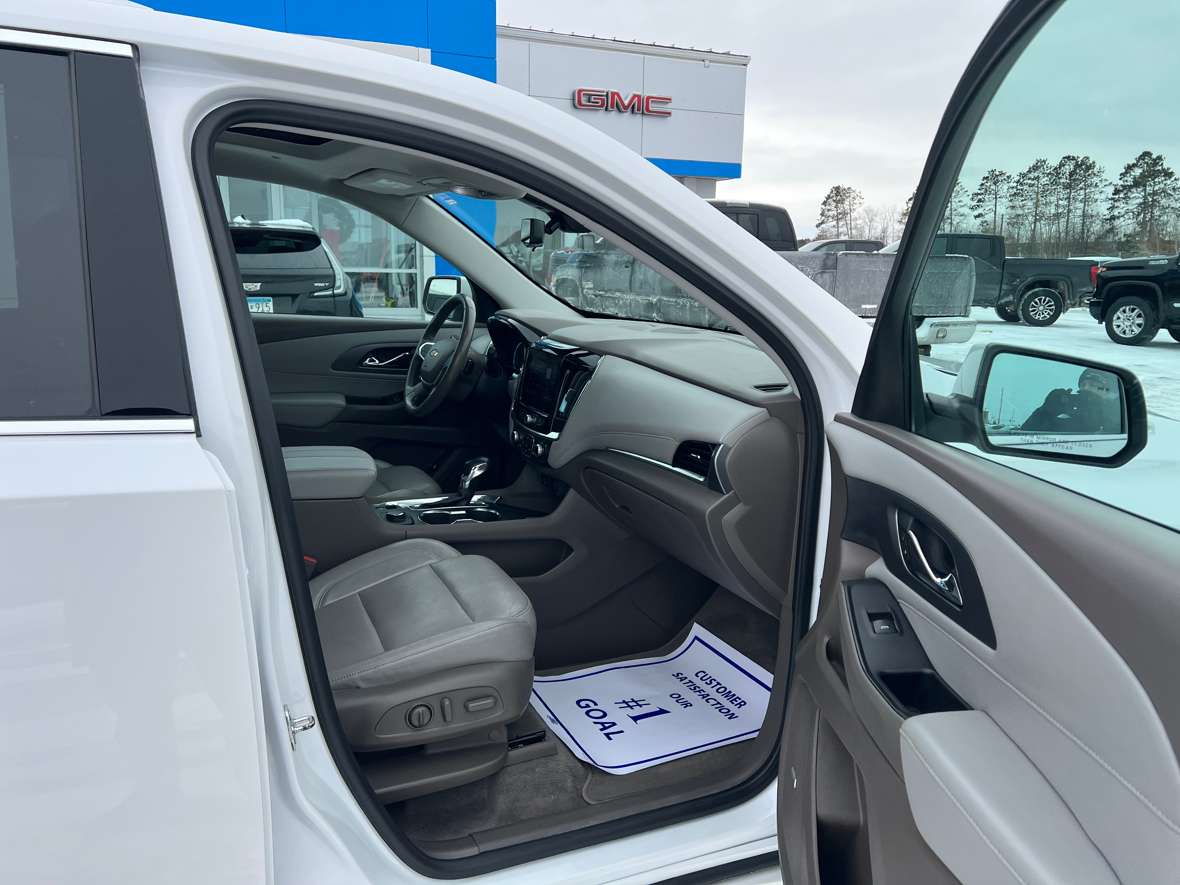 2021 Chevrolet Traverse Premier