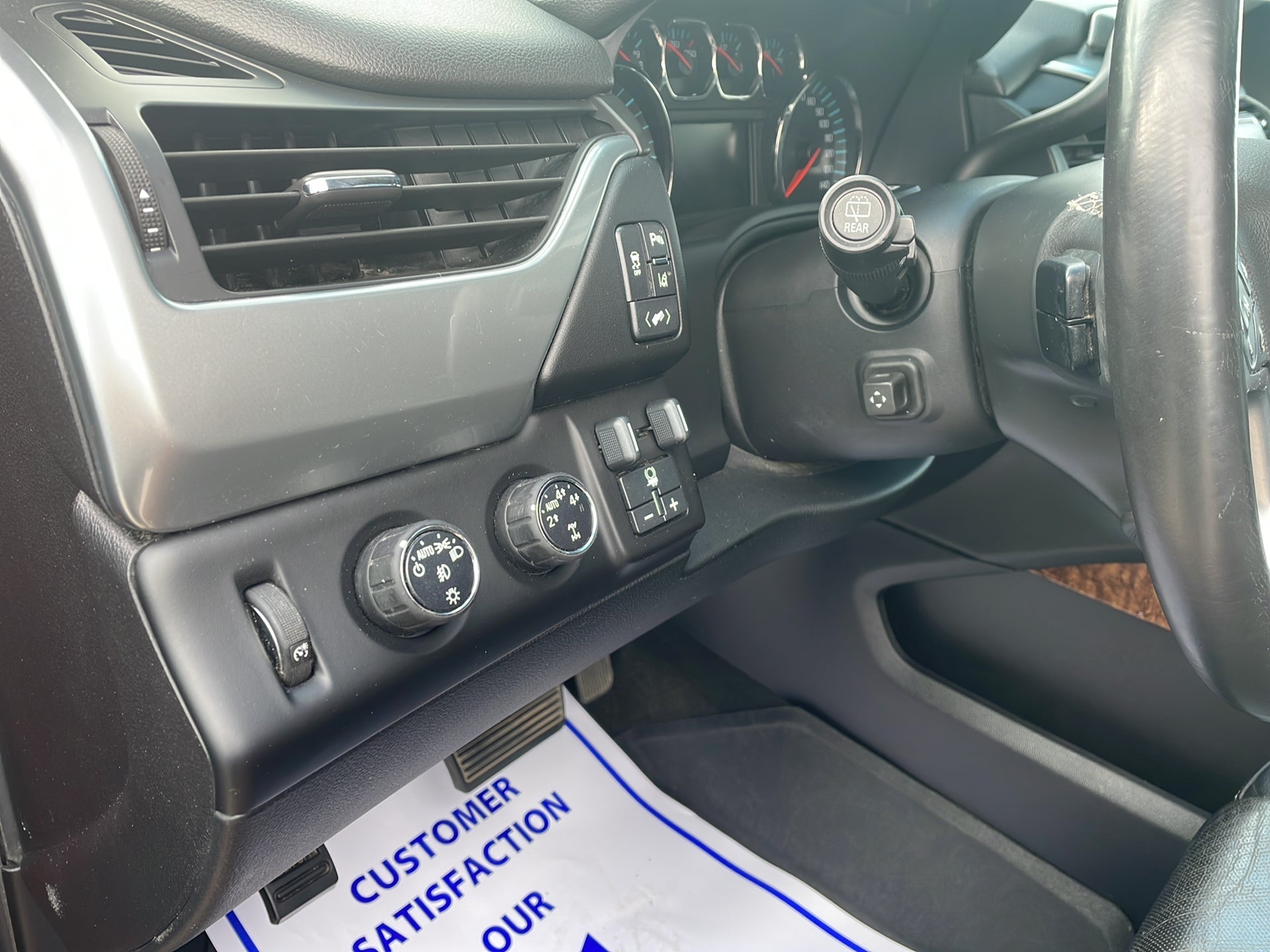 2015 Chevrolet Suburban LTZ