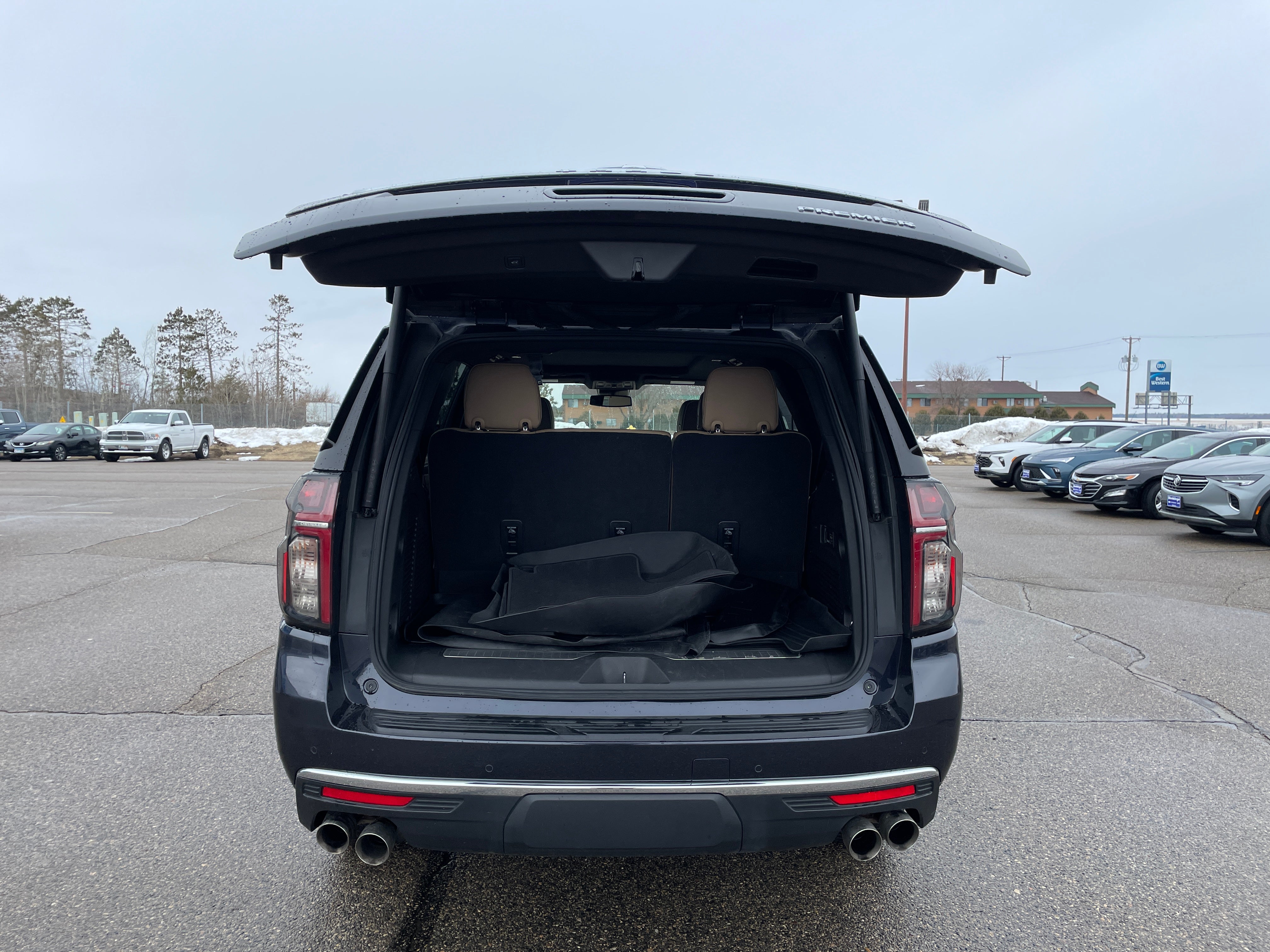 2023 Chevrolet Tahoe Premier