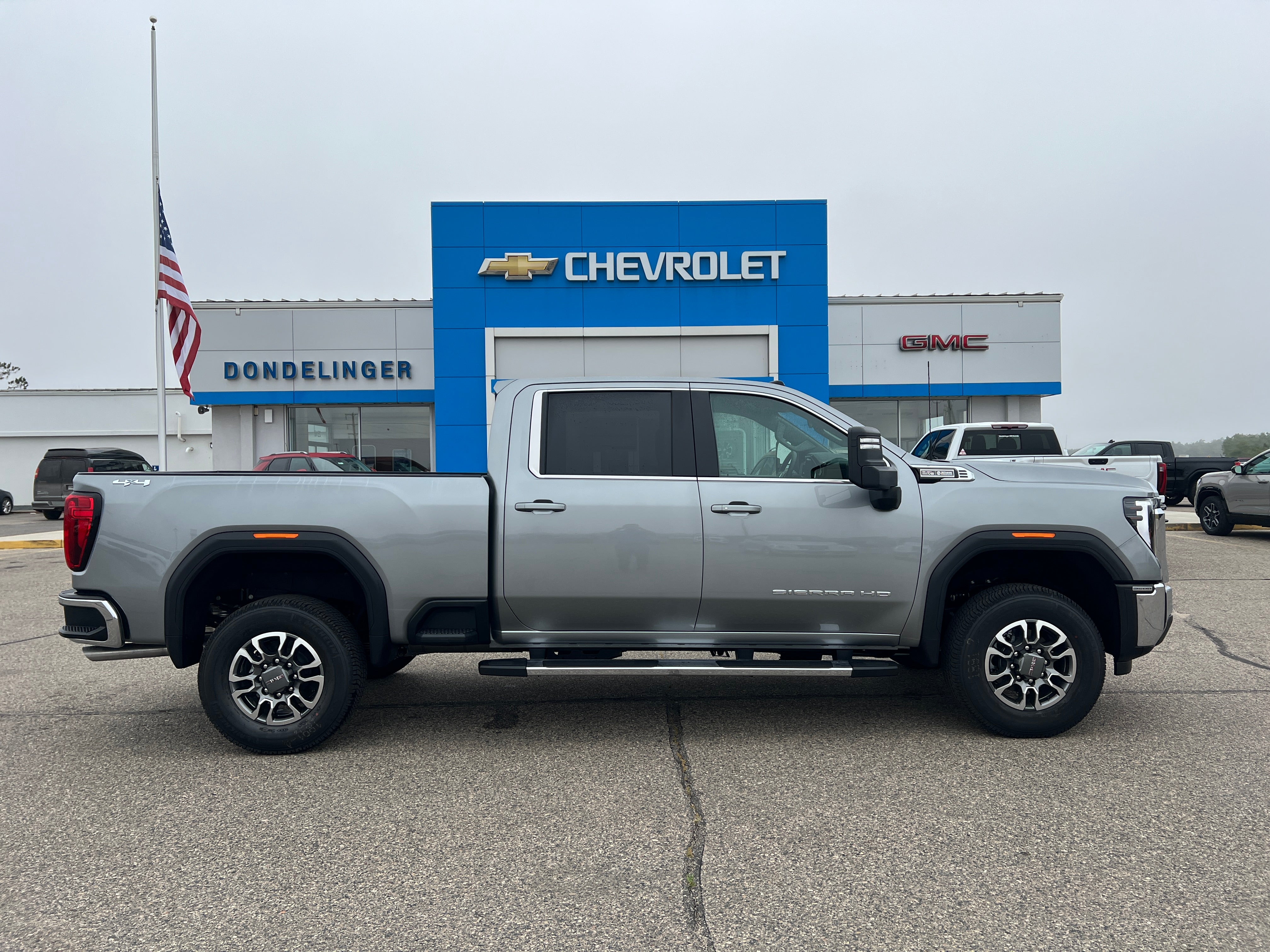 2026 GMC Sierra 3500 HD SLE