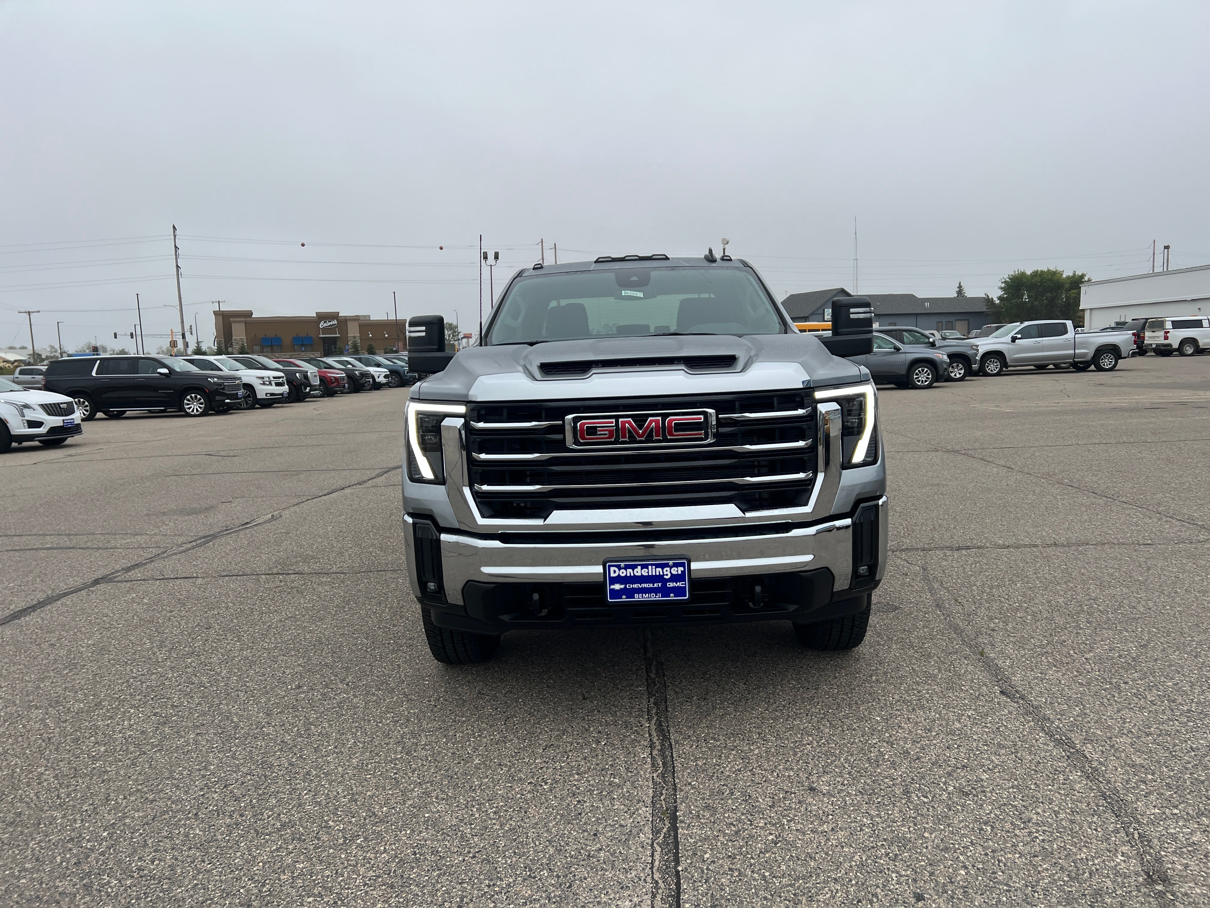 2026 GMC Sierra 3500 HD SLE