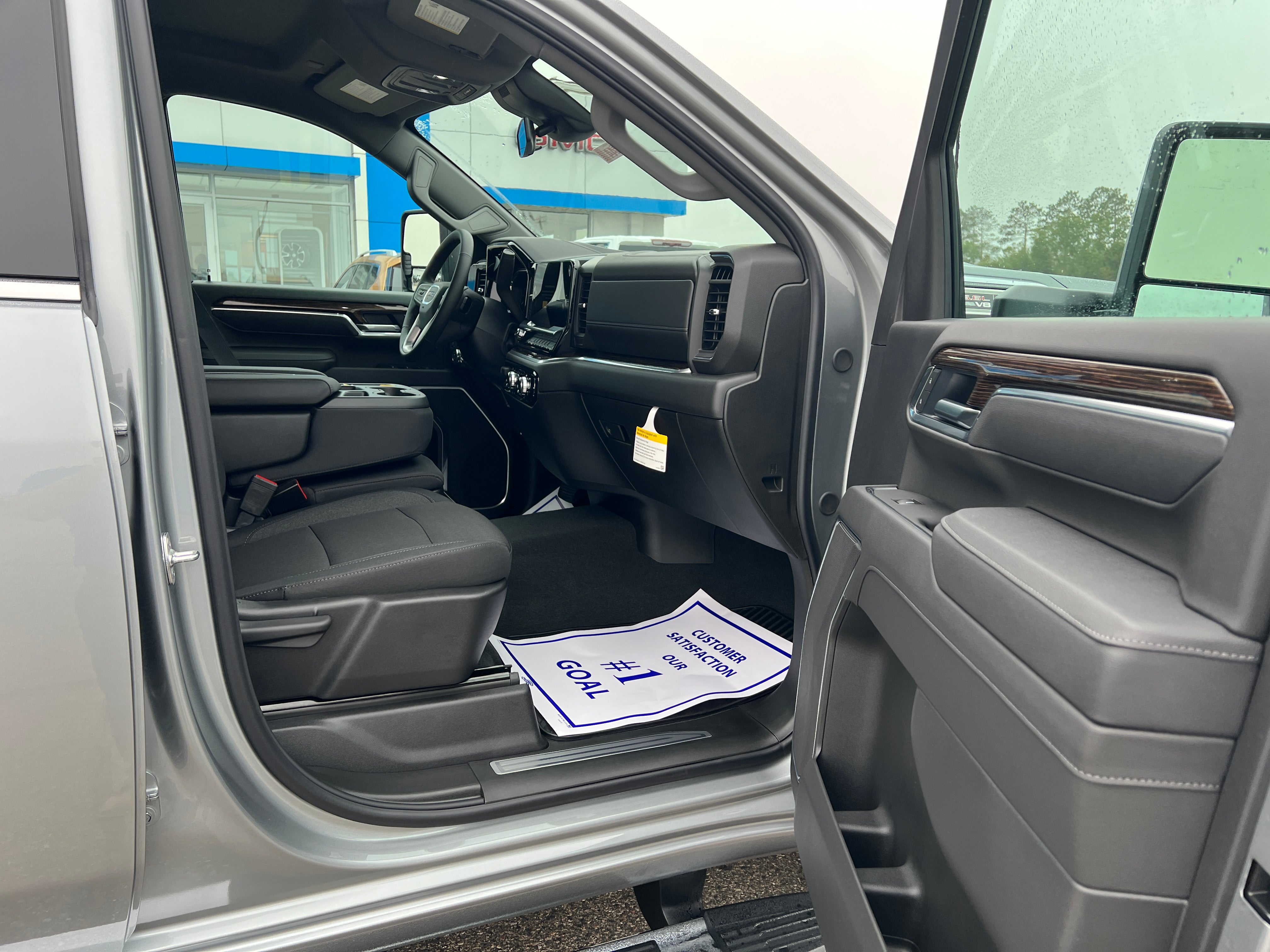 2026 GMC Sierra 3500 HD SLE