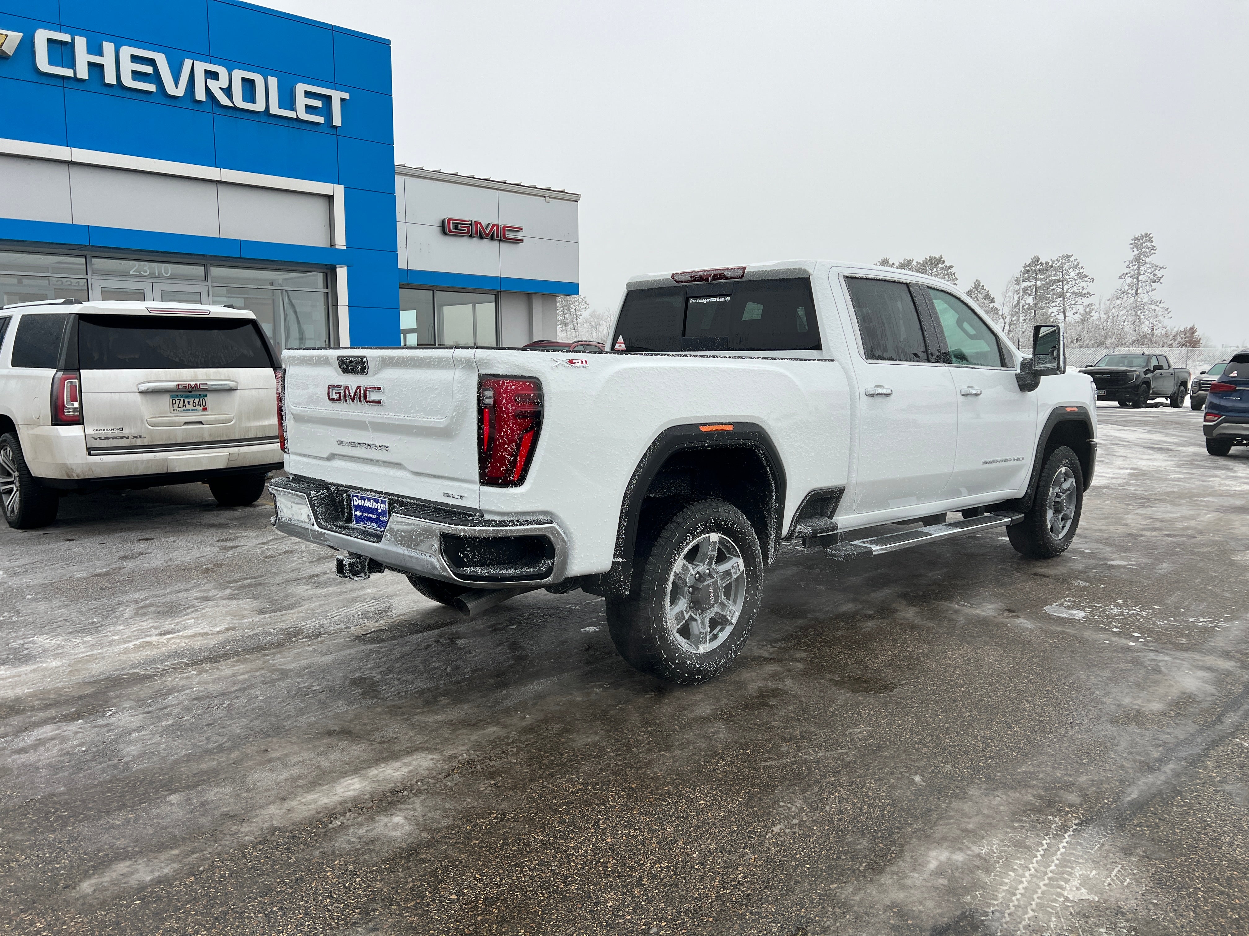 2026 GMC Sierra 3500 HD SLT