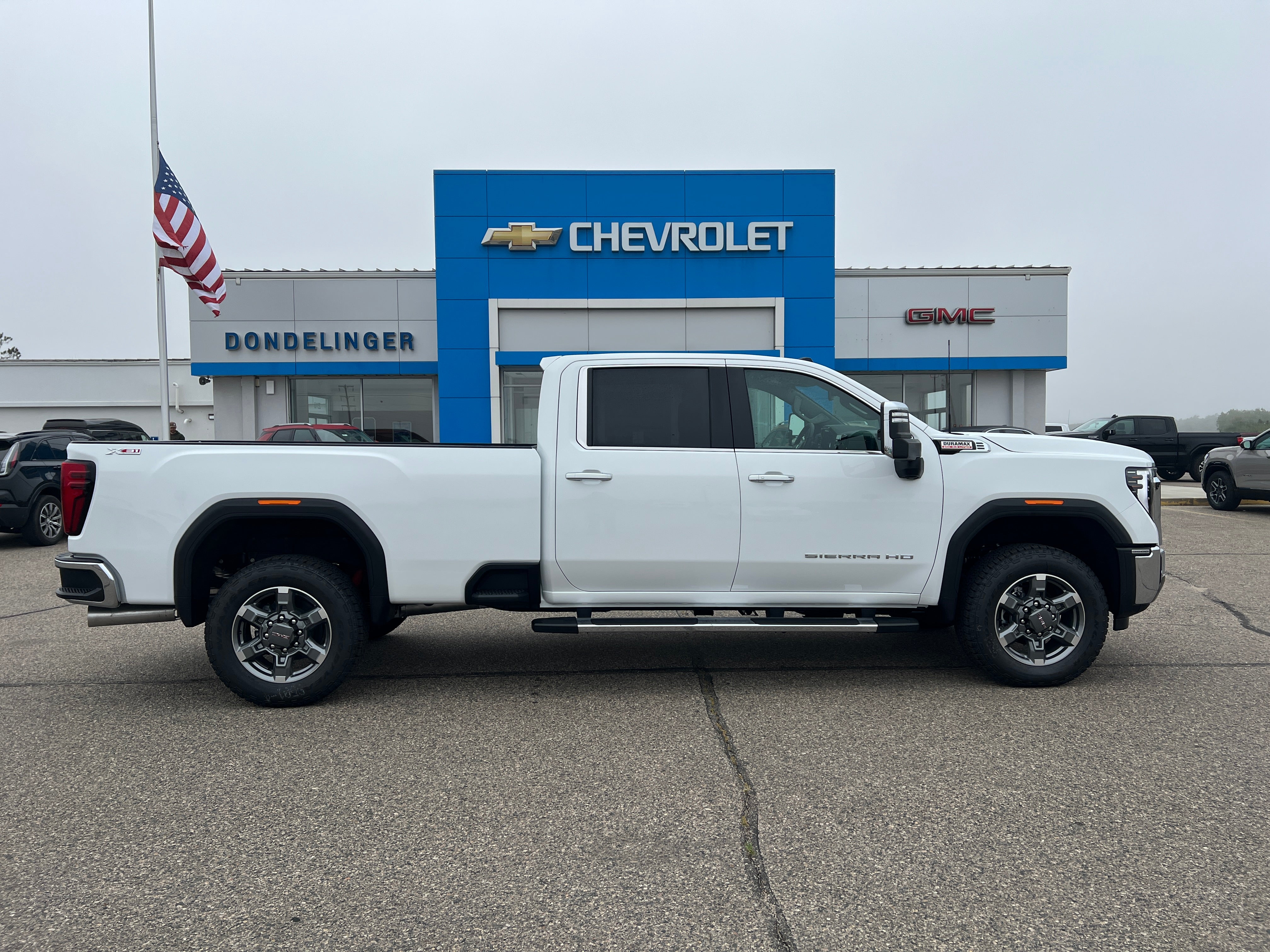 2025 GMC Sierra 3500 HD SLT