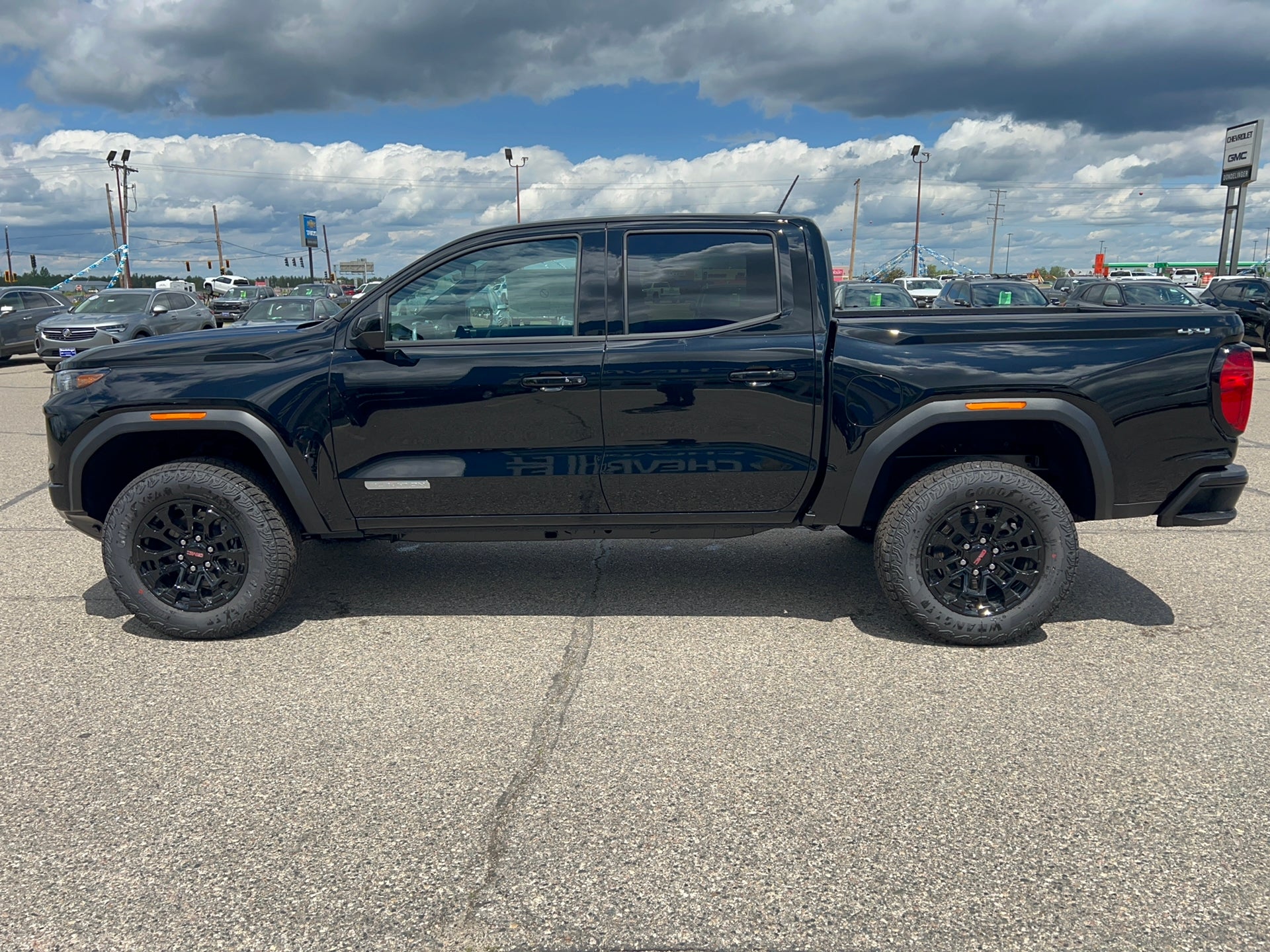 2026 GMC Canyon Elevation