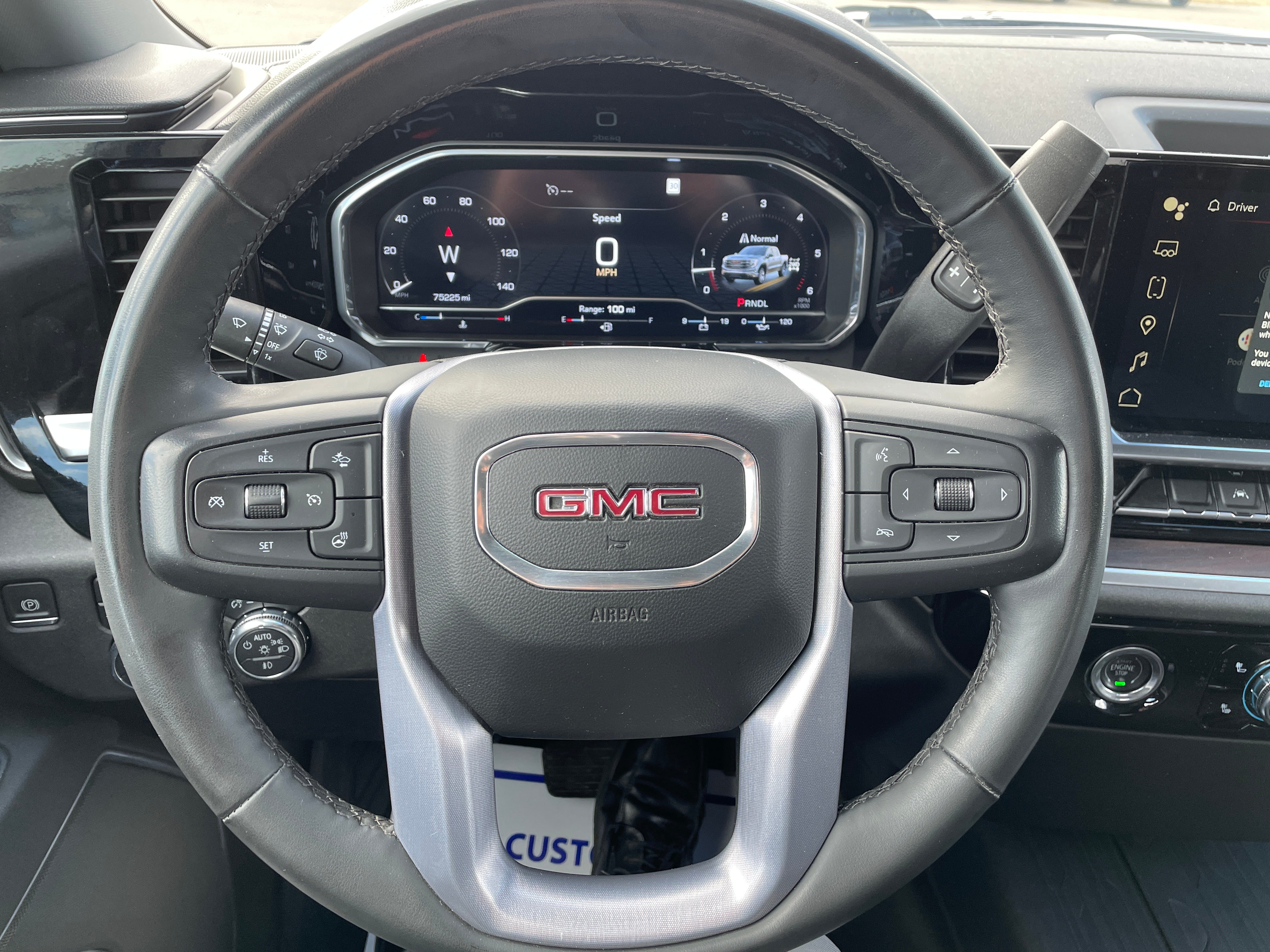 2023 GMC Sierra 1500 SLT