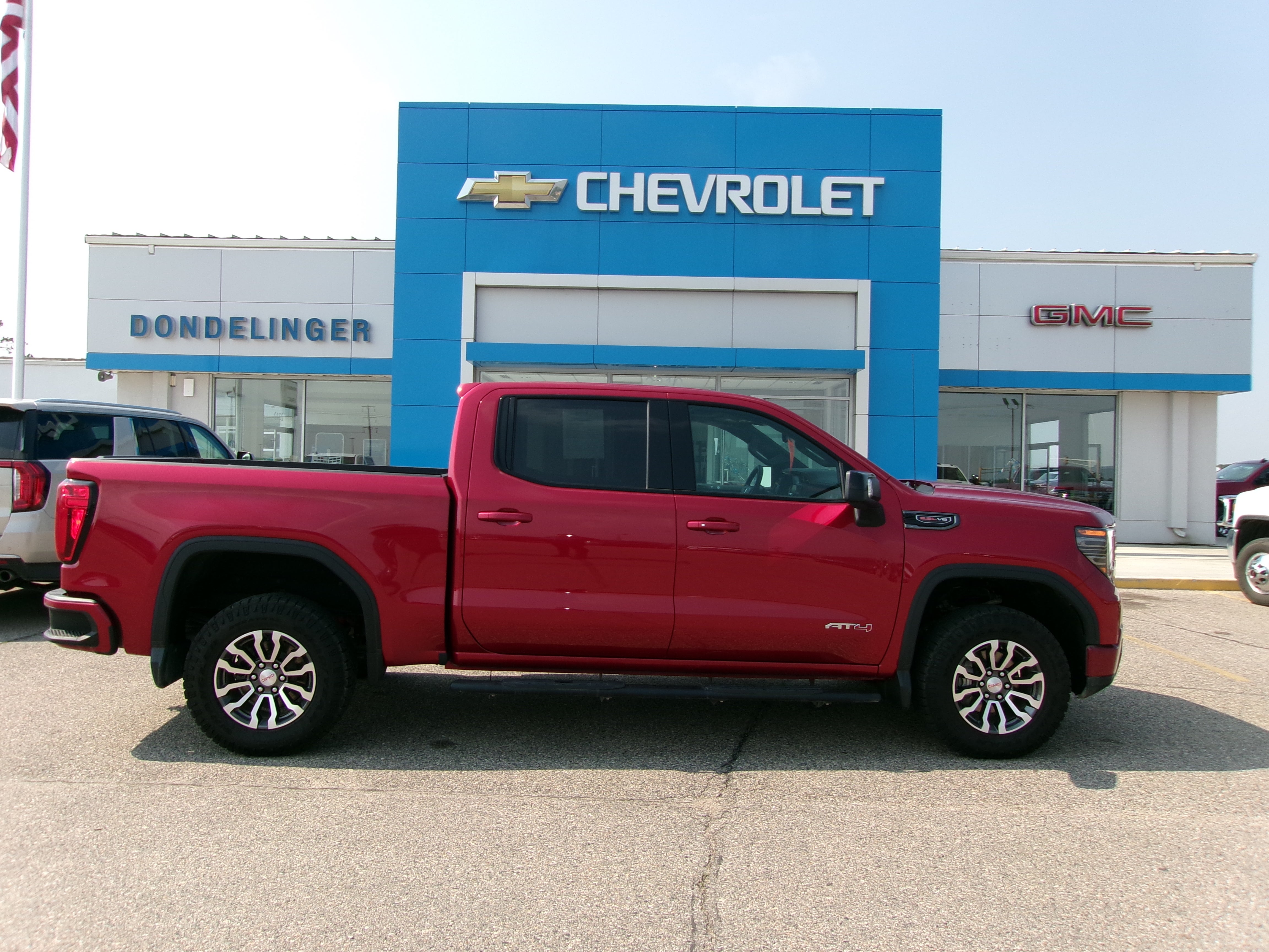 2023 GMC Sierra 1500 AT4