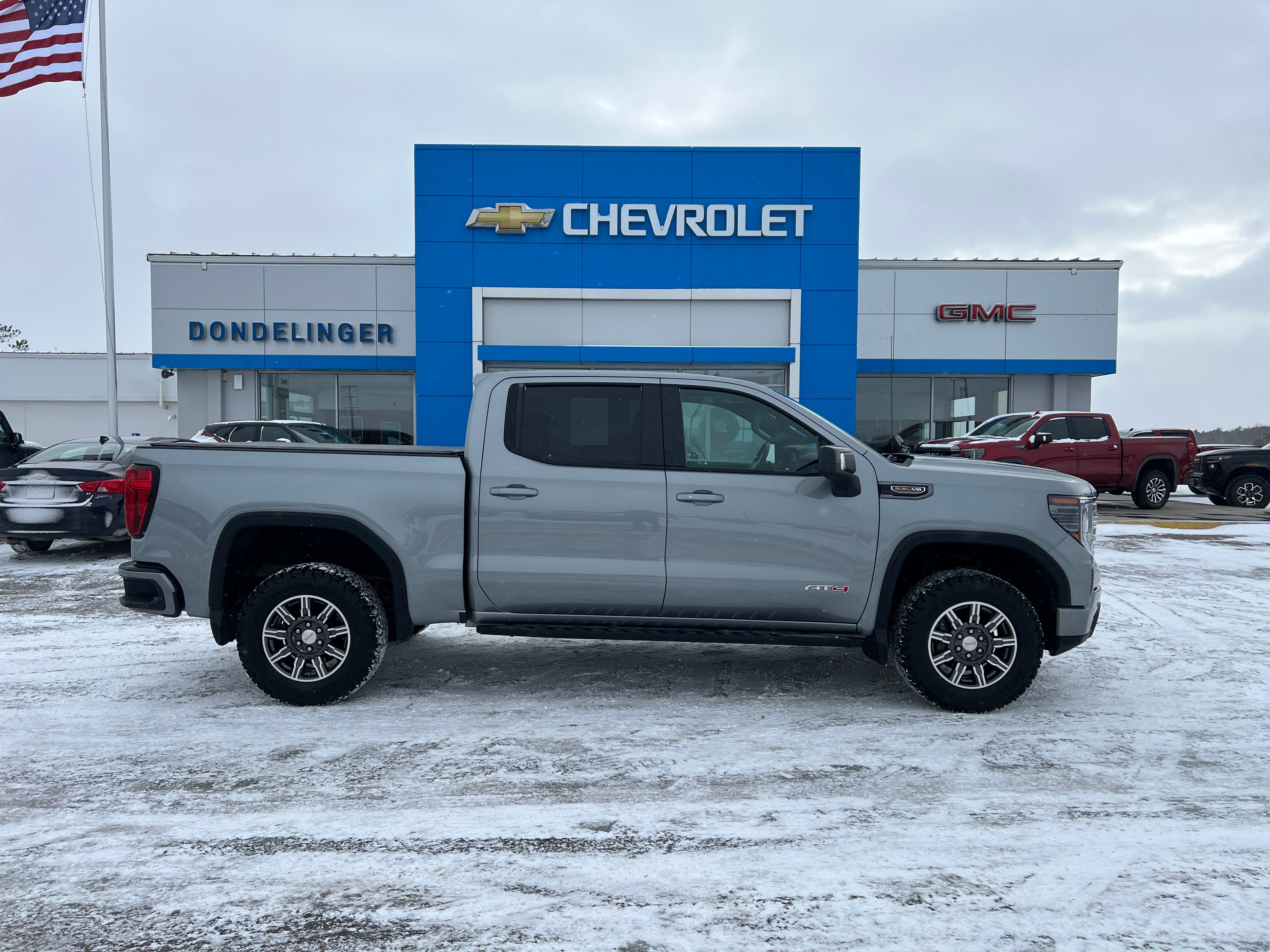 2024 GMC Sierra 1500 AT4