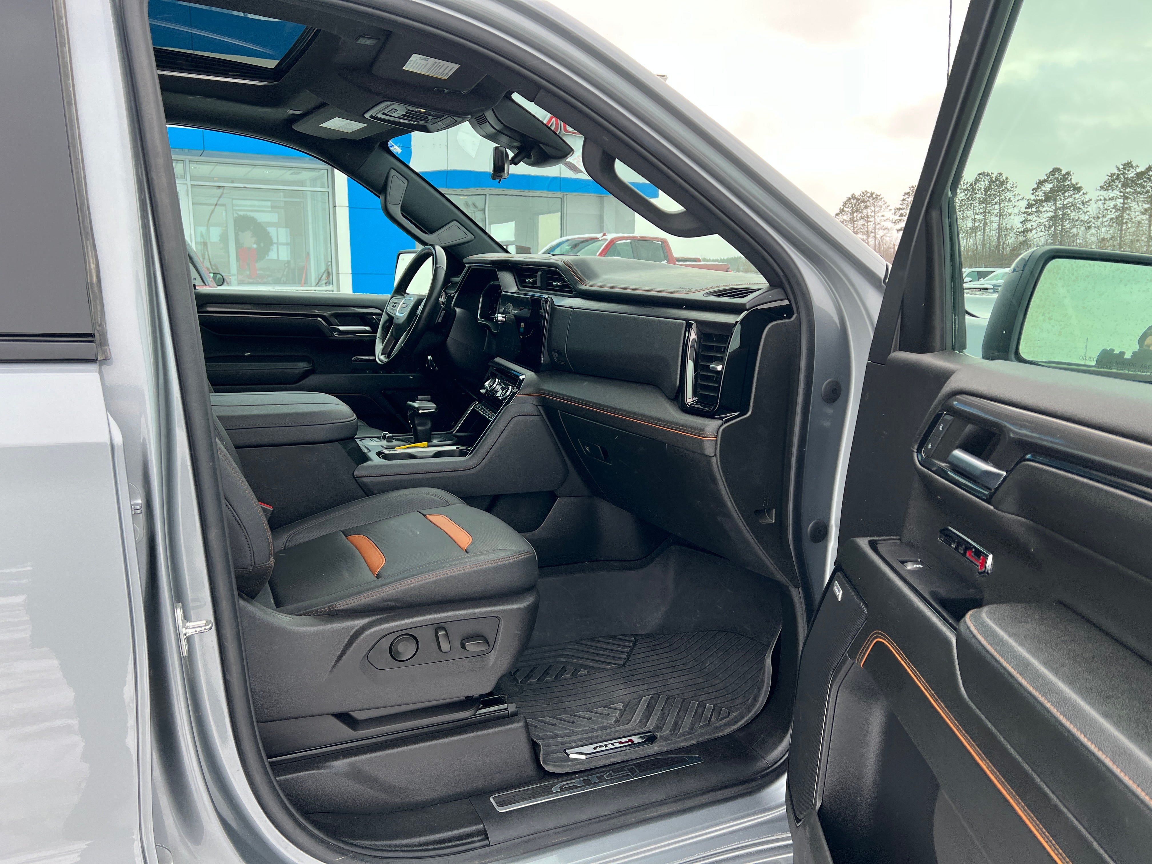 2024 GMC Sierra 1500 AT4