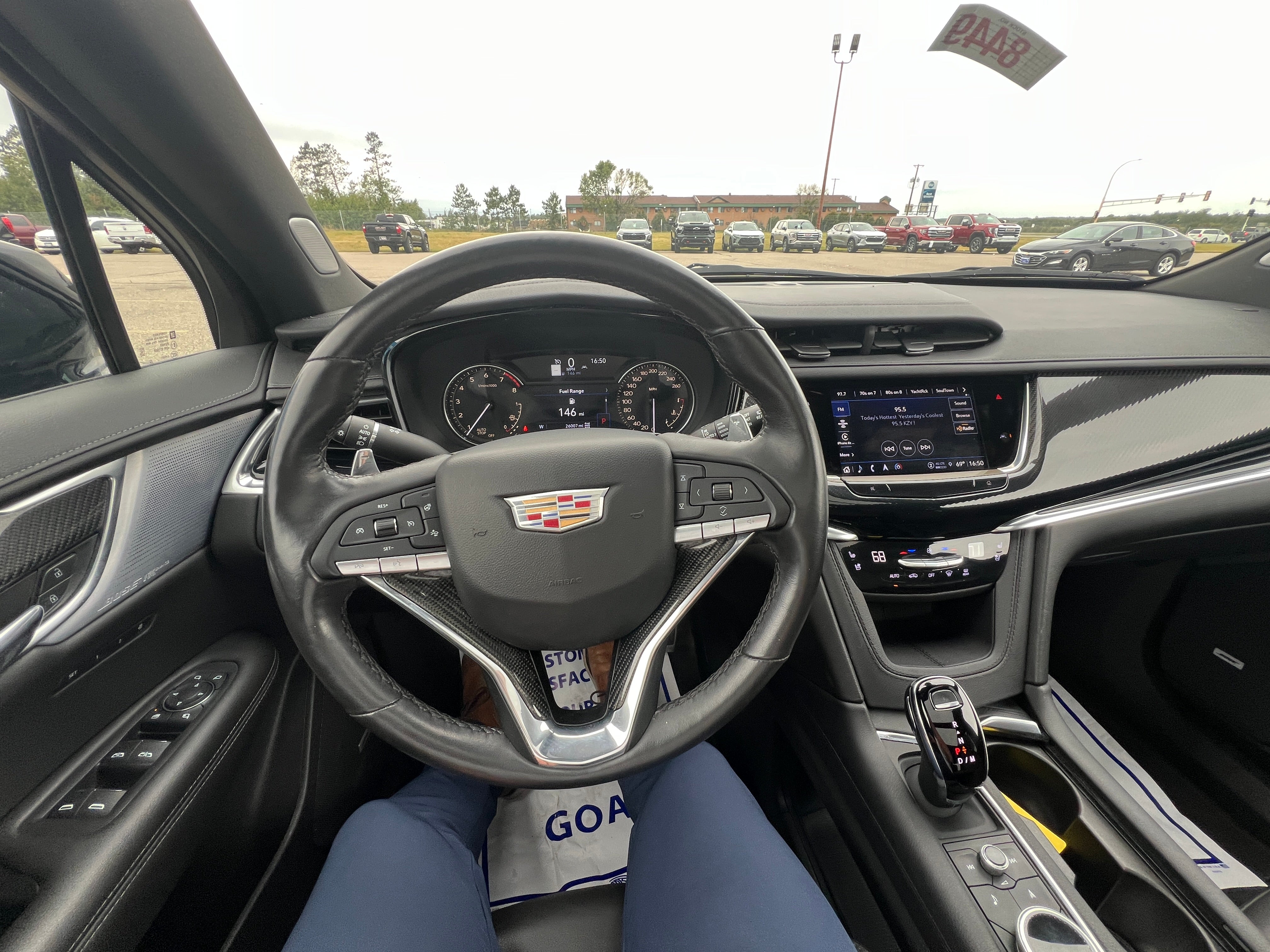 2023 Cadillac XT6 Sport