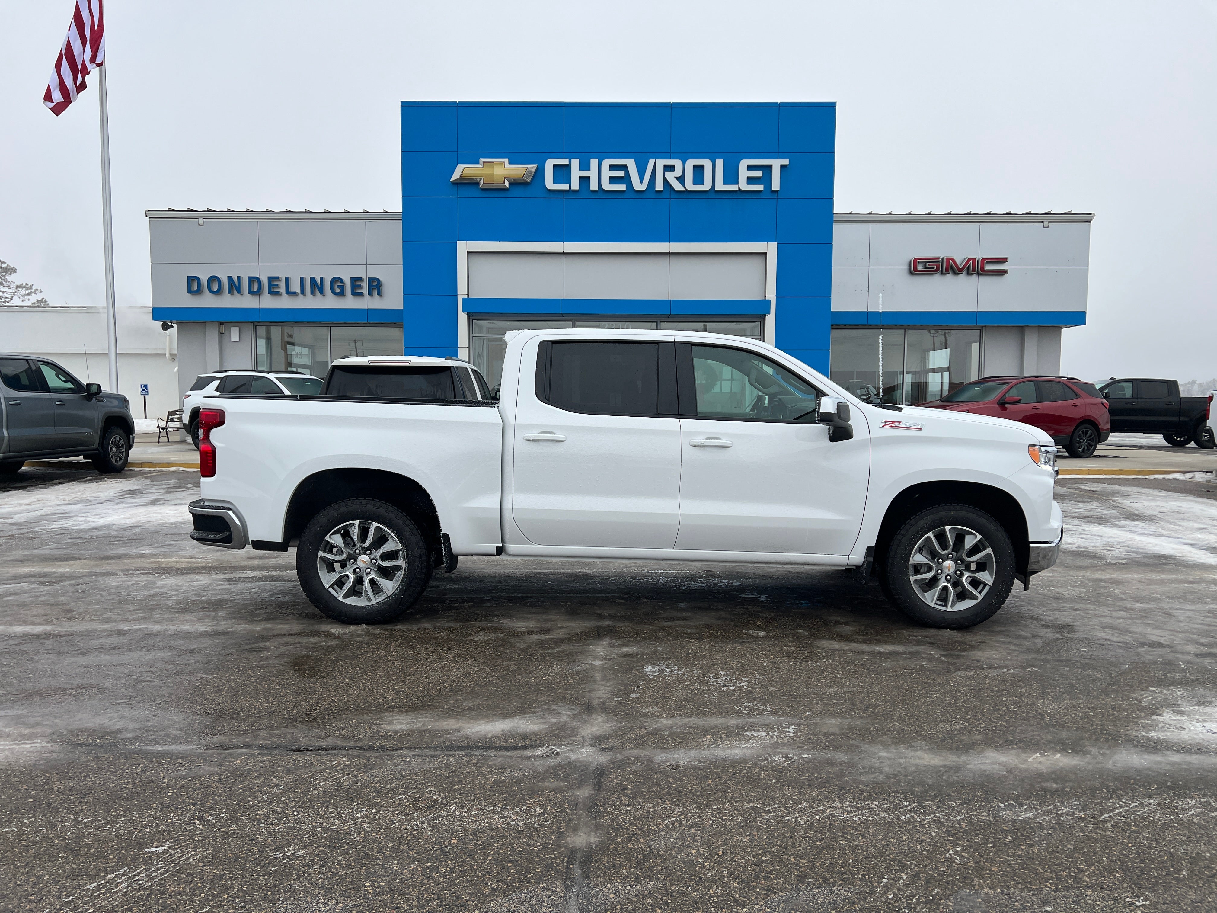 2026 Chevrolet Silverado 1500 LT