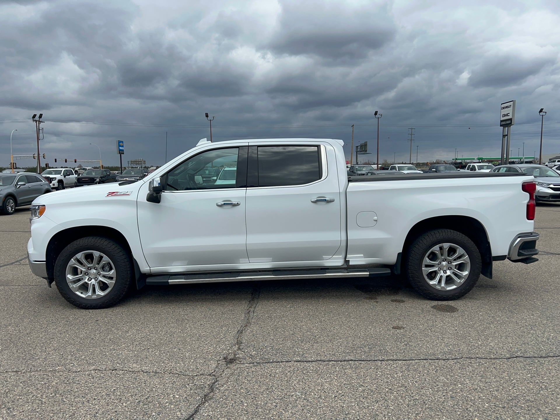 2023 Chevrolet Silverado 1500 LTZ