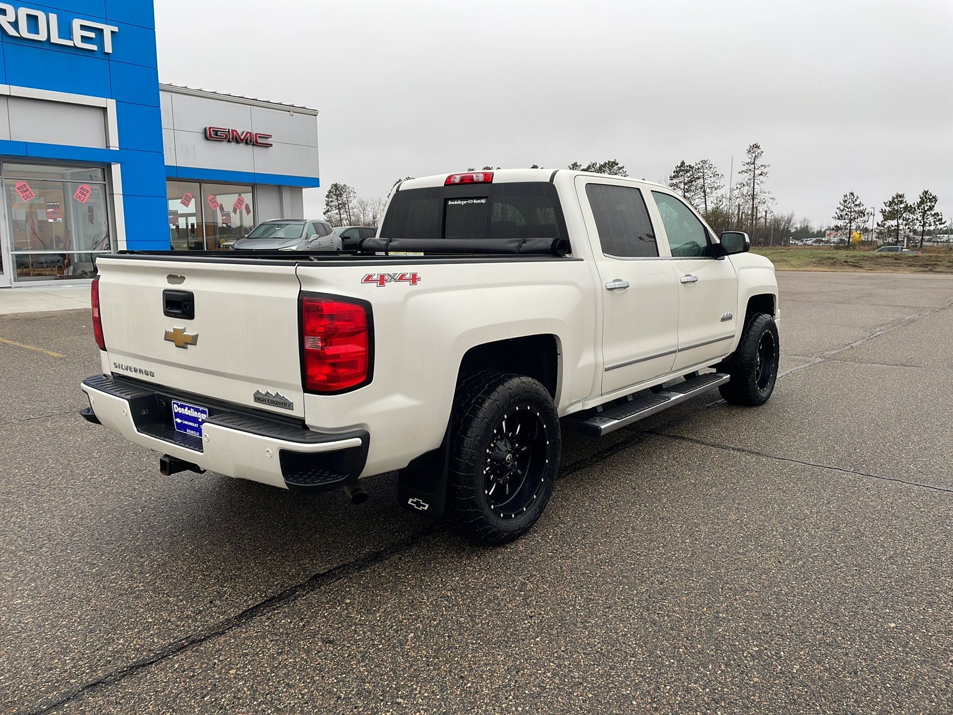 Used 2014 Chevrolet Silverado 1500 High Country with VIN 3GCUKTEC2EG404372 for sale in Bemidji, Minnesota