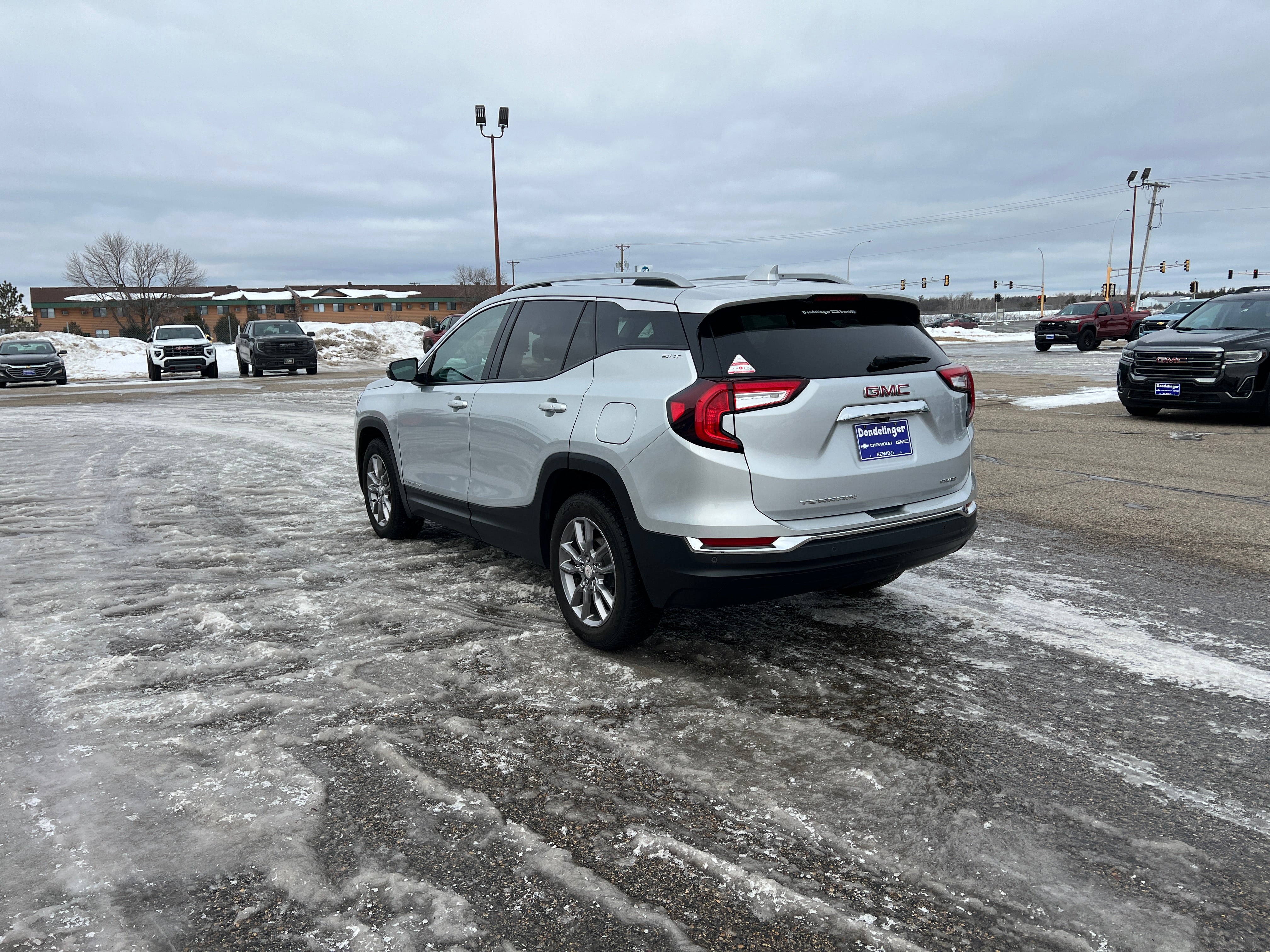 2022 GMC Terrain SLT