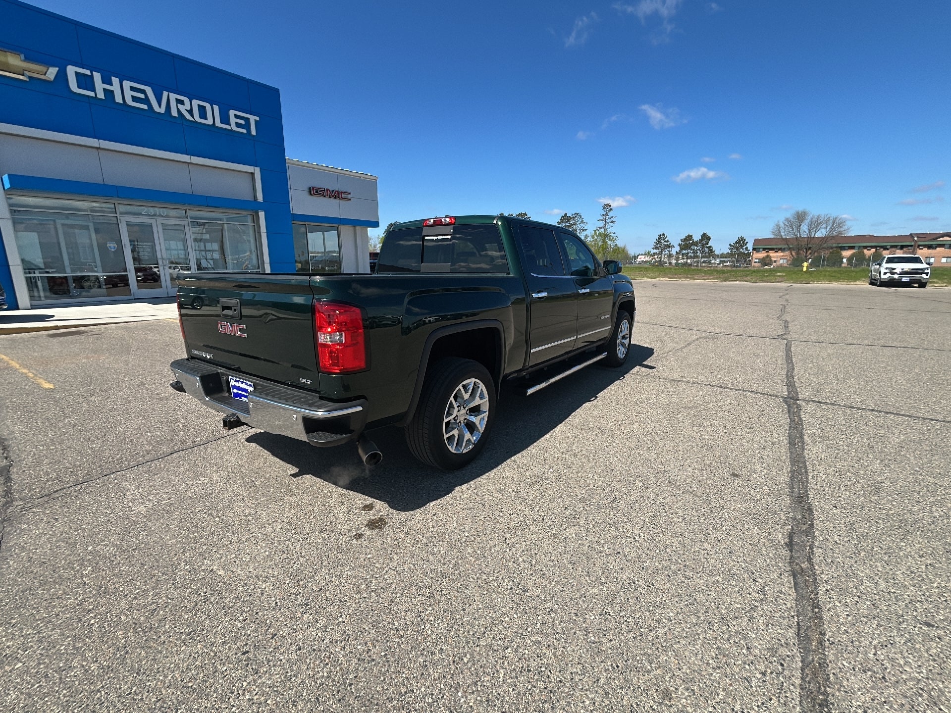 Used 2015 GMC Sierra 1500 SLT with VIN 3GTU2VEC2FG124478 for sale in Bemidji, Minnesota